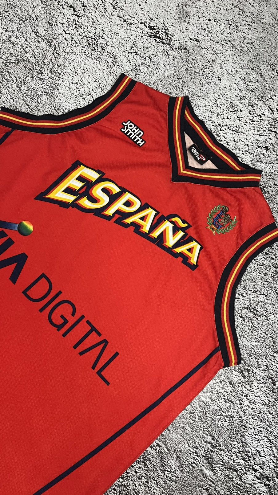 Vintage RARE 1999‼️Spain National basketball team John smith jersey Size US XL / EU 56 / 4 - 1 Thumbnail