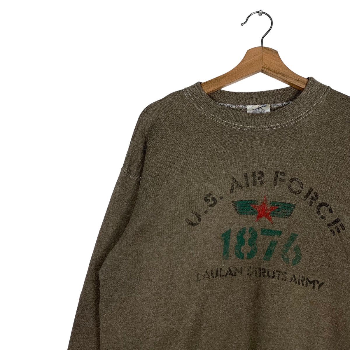 Vintage USAF Laulan Struts Army Big Logo Sweatshirts #0766-C35 Size US M / EU 48-50 / 2 - 3 Thumbnail