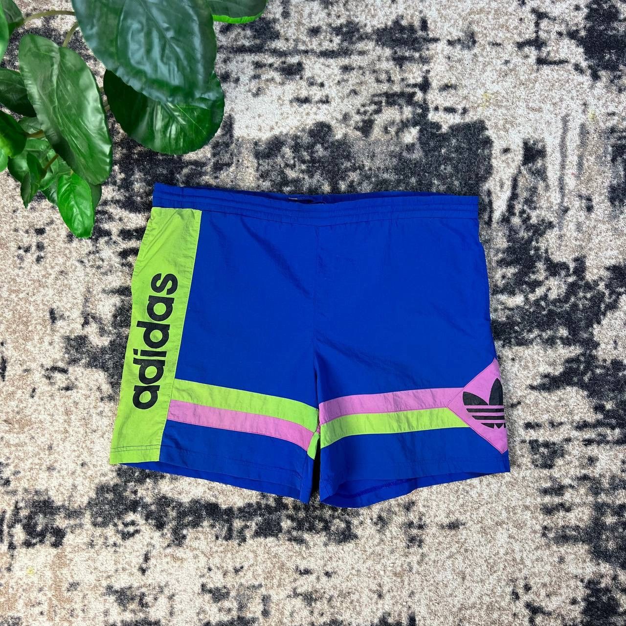 Adidas Adidas Vintage 90s Big Logo Nylon Light Shorts Size US 36 / EU 52 - 1 Thumbnail
