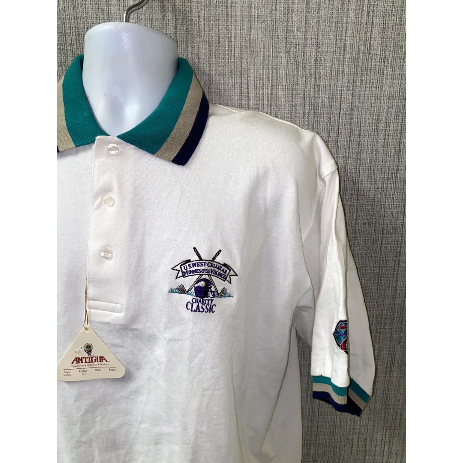 Vintage VINTAGE Antigua Minnesota Vikings Golf Polo Shirt Adult Large White NWT Mens Size US L / EU 52-54 / 3 - 2 Thumbnail