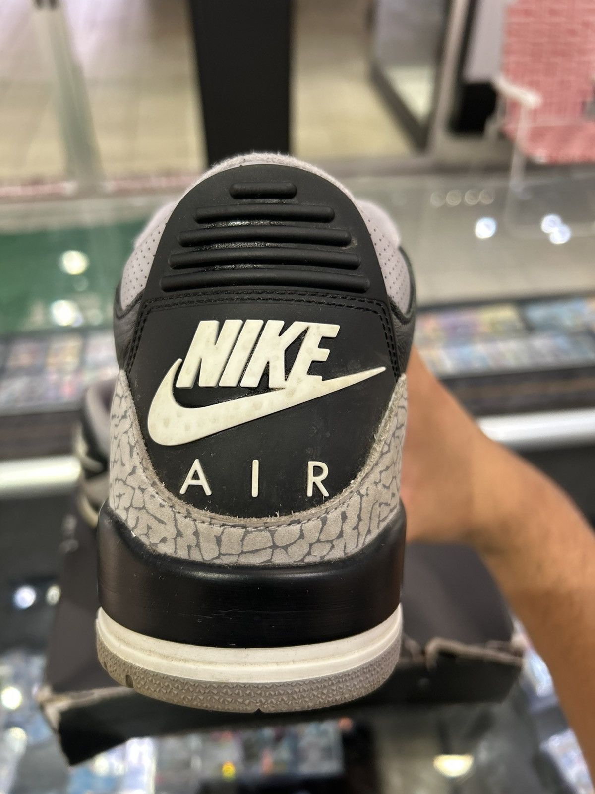 Jordan Brand Jordan 3 Black cement 2024 Size US 12 / EU 45 - 5 Thumbnail