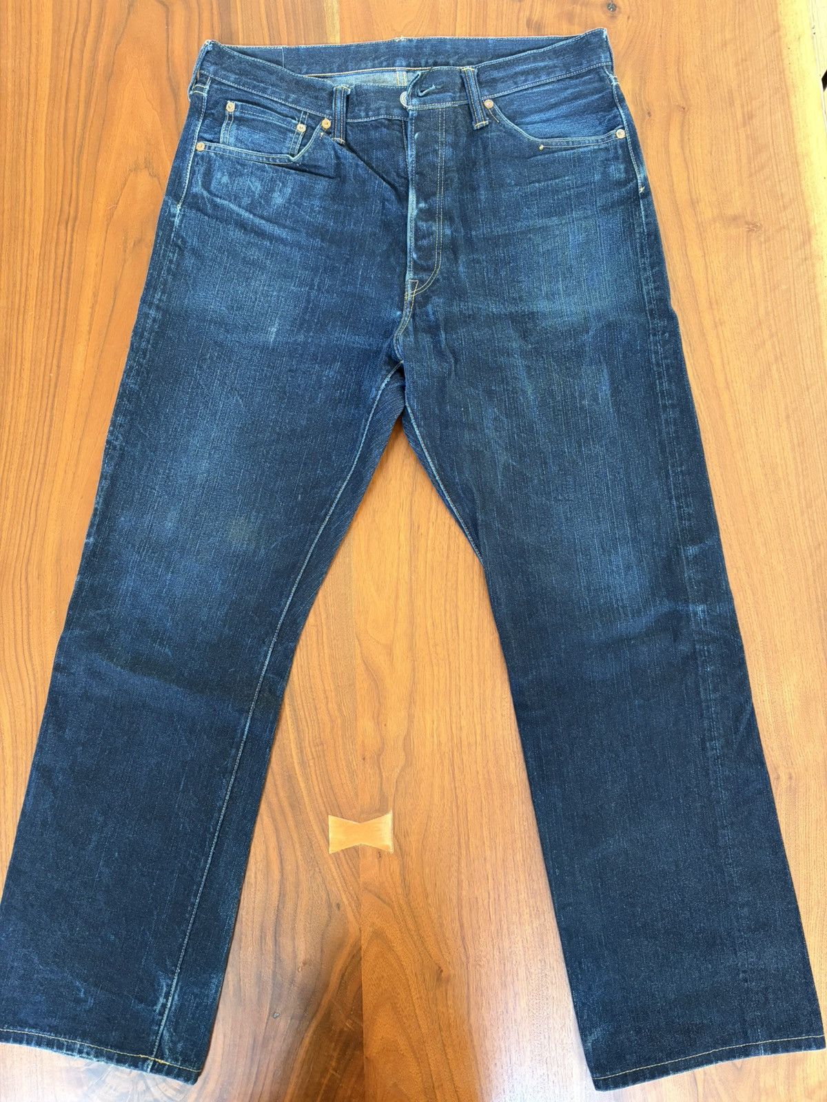 The Flat Head The Flat Head – Raw Selvedge Denim (Japan), epic fades (36) Size US 36 / EU 52 - 1 Thumbnail