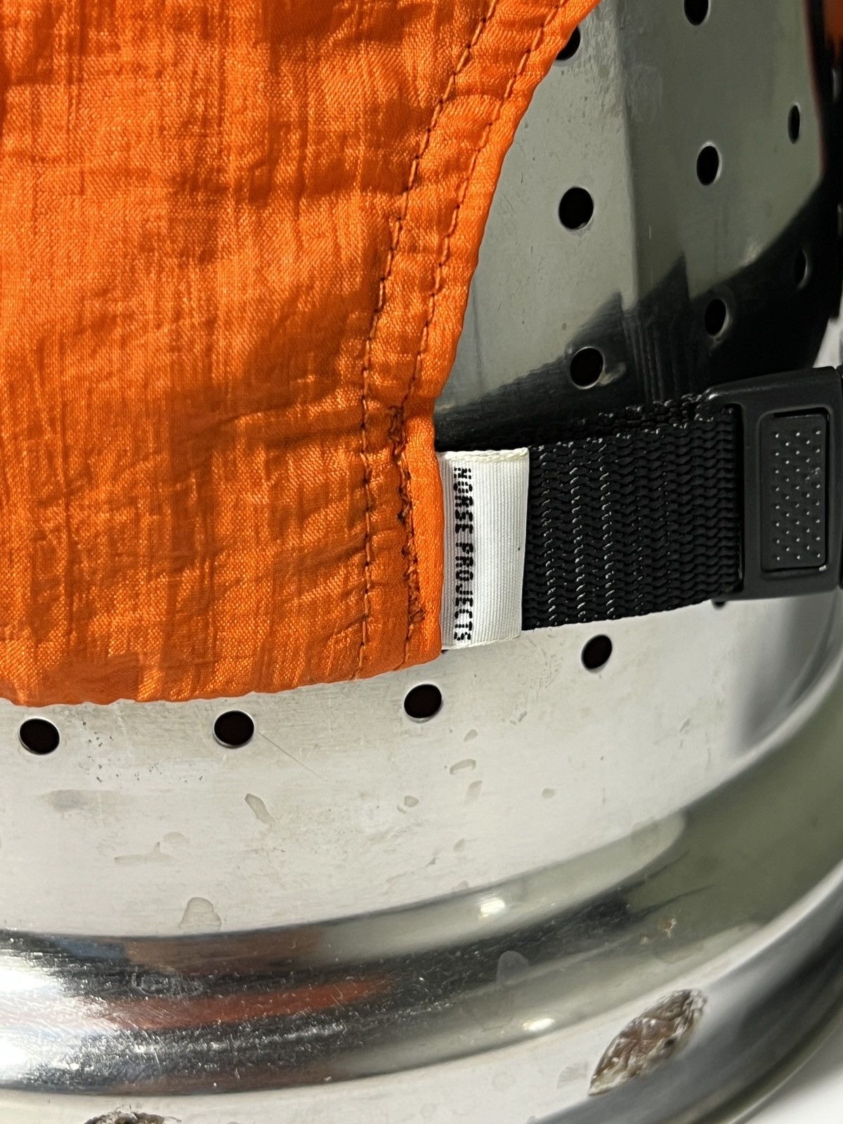 Norse Projects Norse Projects 6 panel cap is crafted from a crinkled nylon Size ONE SIZE - 4 Thumbnail