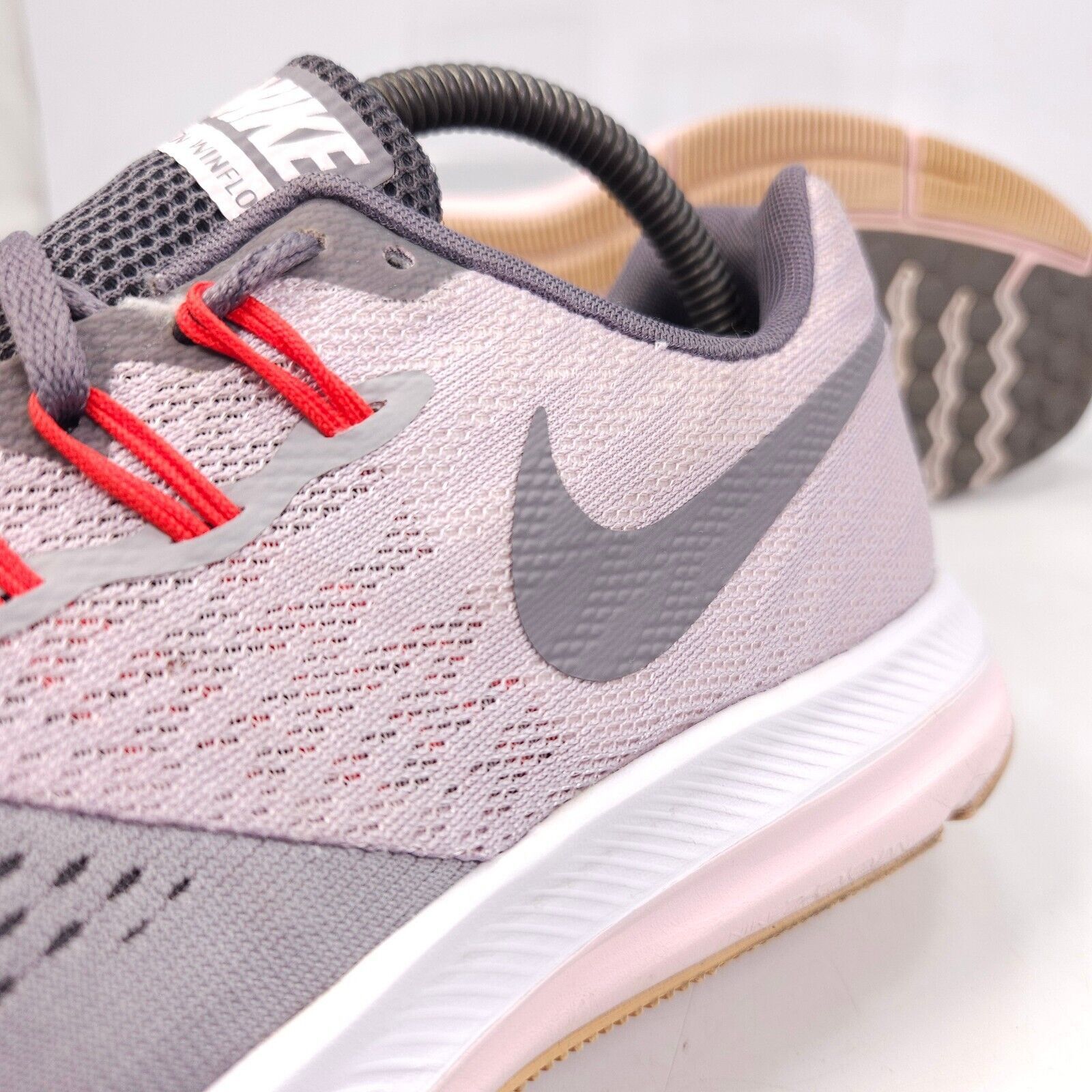 Nike Nike Zoom Winflo 4 Shoe Women Size 8.5 898485-010 Gray White Size US 8.5 / IT 38.5 - 8 Thumbnail