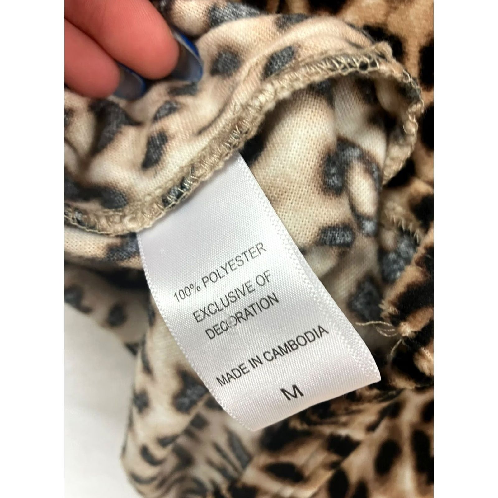 Betsey Johnson Betsey Johnson Pajama Top Women Medium Cheetah Print Tan Relaxed Shirt Size M / US 6-8 / IT 42-44 - 7 Thumbnail