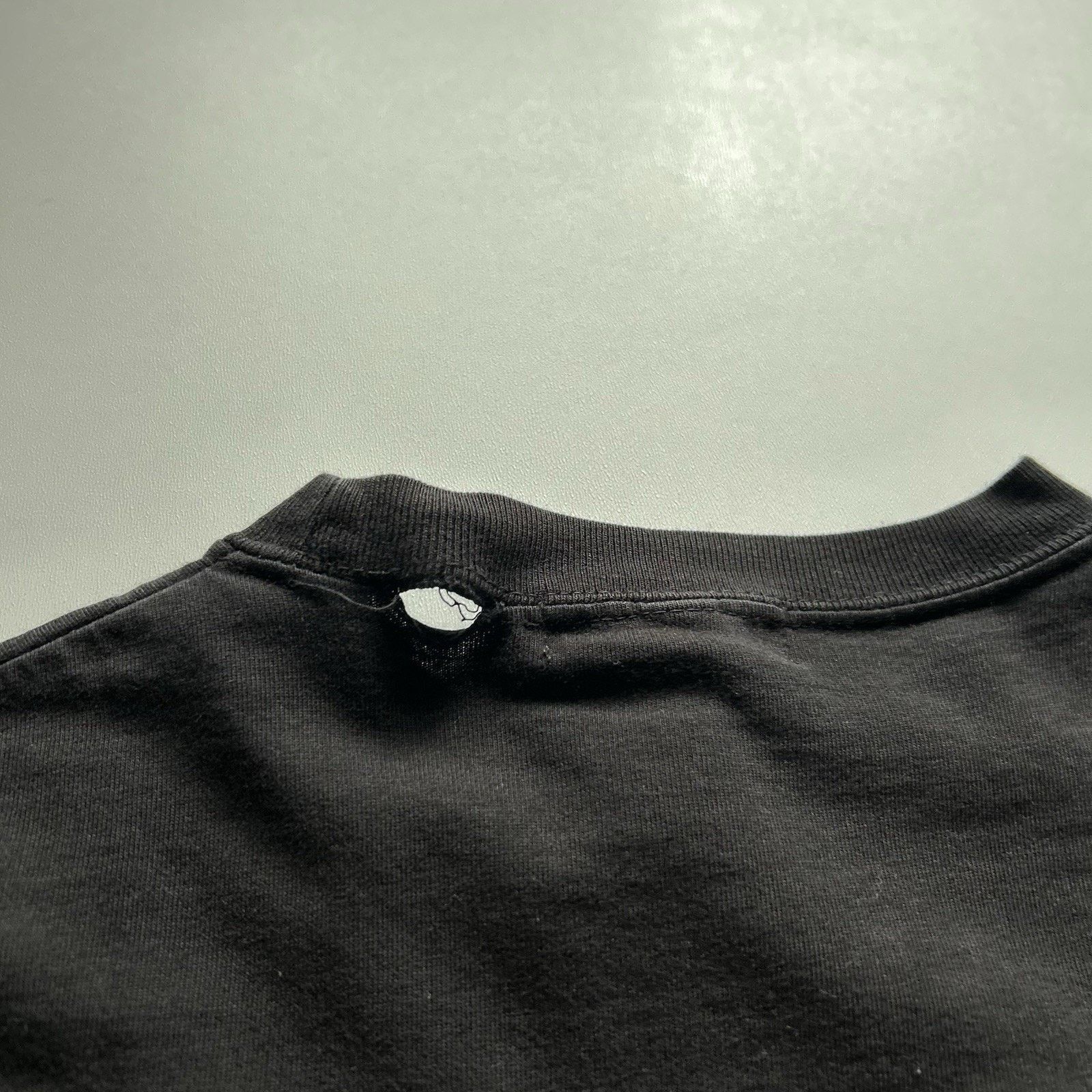 Denver Hayes Vintage Sun Faded Blank Black T Shirt Medium Relaxed Fit Y2K Size US M / EU 48-50 / 2 - 6 Thumbnail