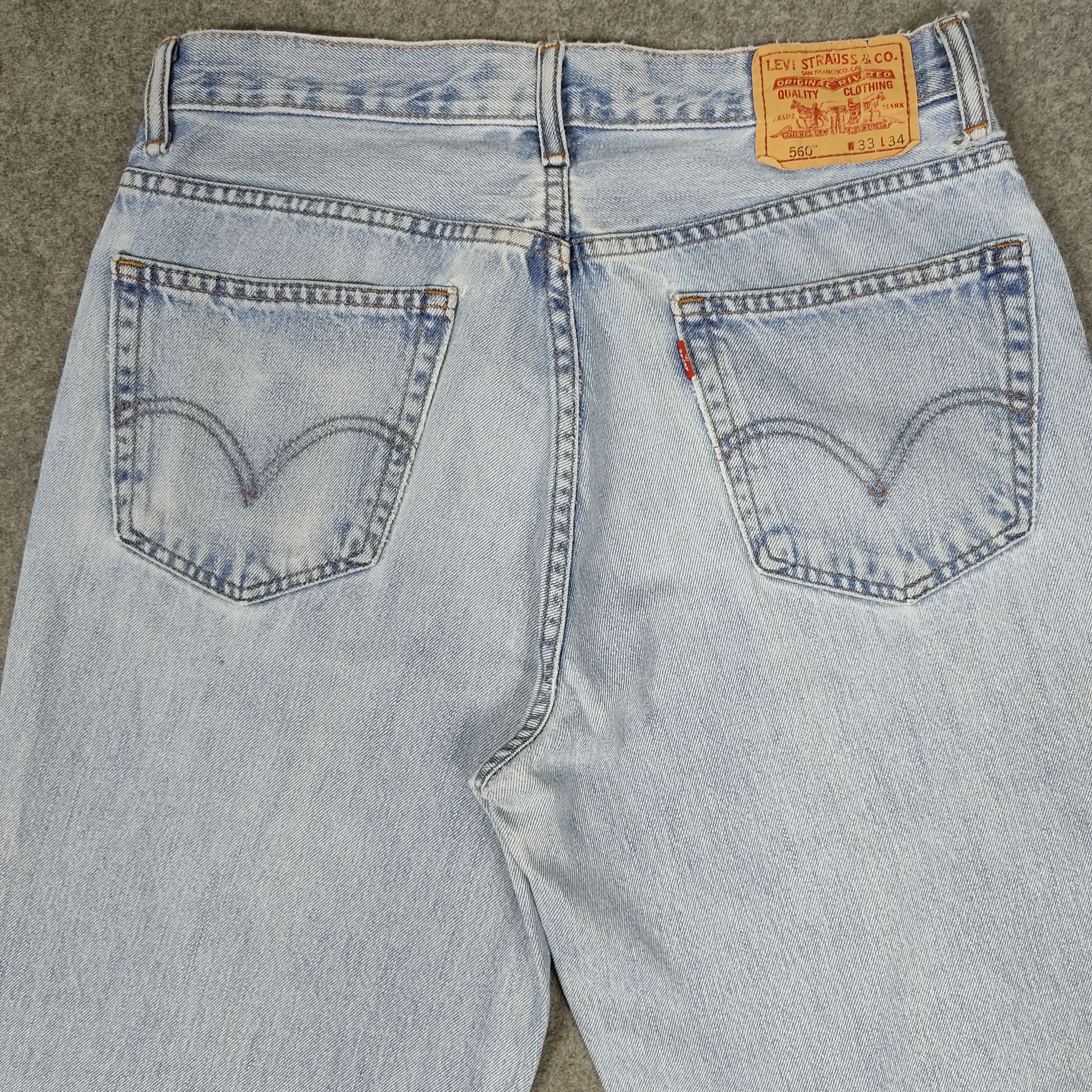 Levi's × Vintage Vintage Levis 560 Blue Light Wash Jeans L343 Size US 33 - 8 Thumbnail