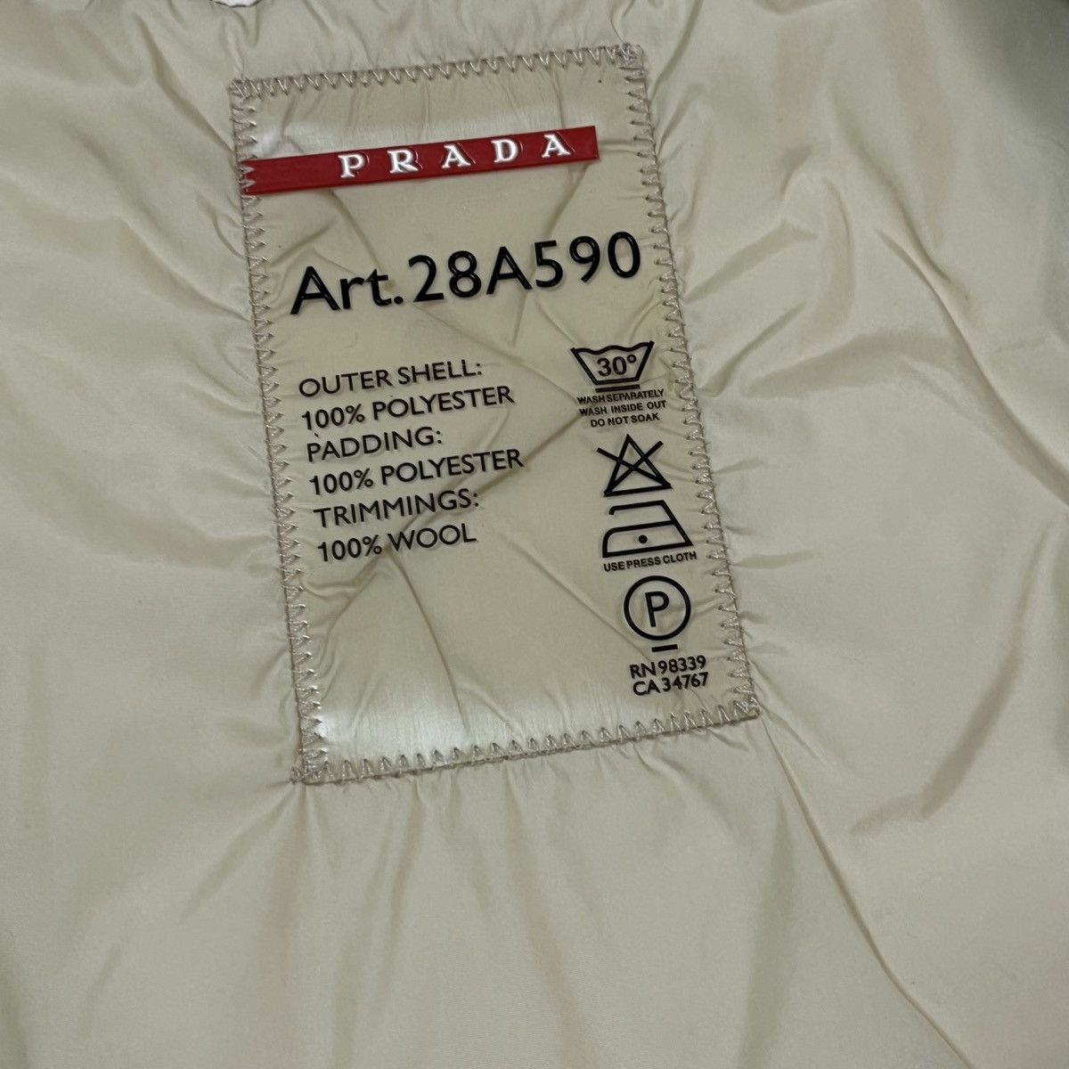 Prada Puffer Prada Gore Tex Jacket leather tab Size S / US 4 / IT 40 - 18 Thumbnail