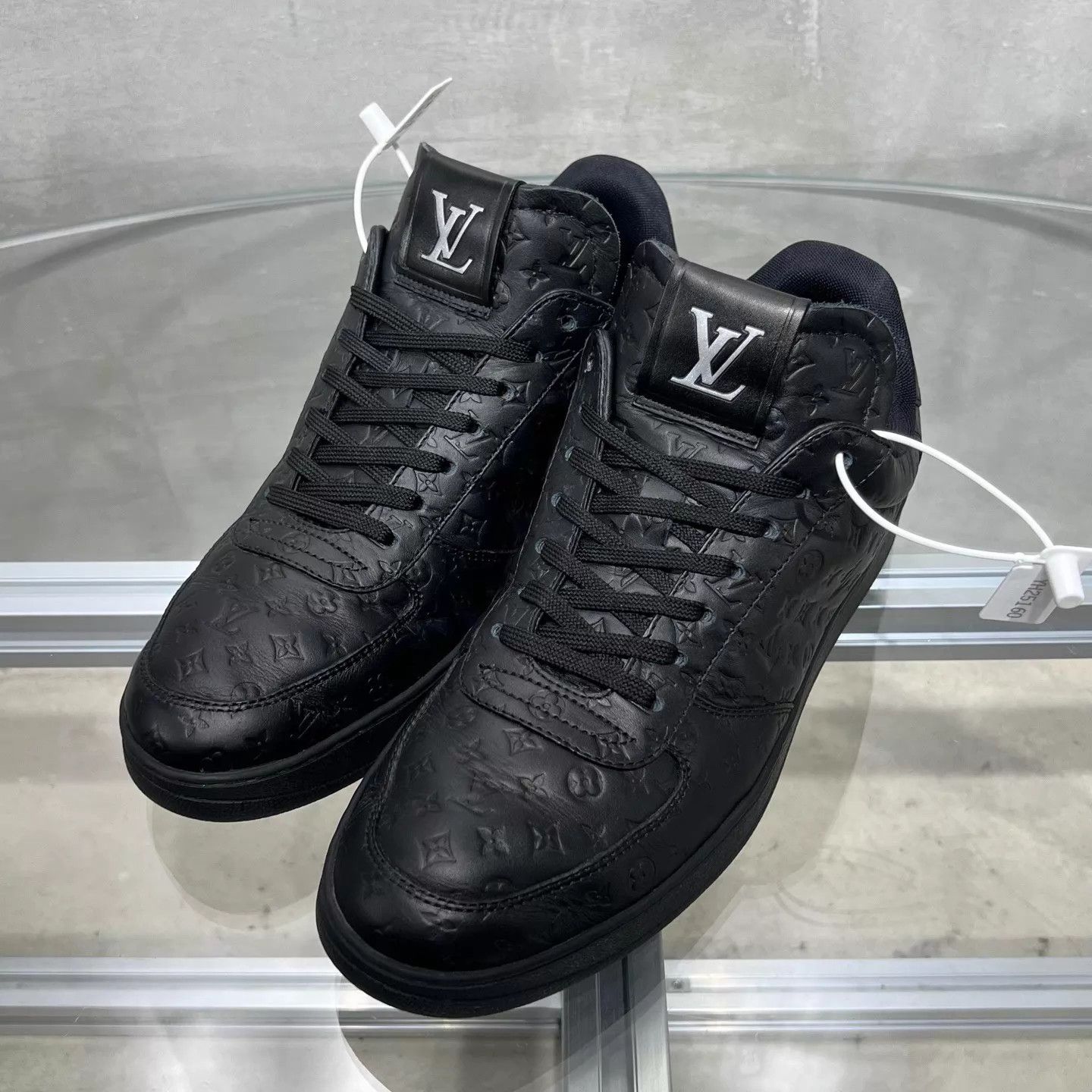 Louis Vuitton LV Rivoli Black Monogram All-Over Sneaker UK8/42 Size US 9 / EU 42 - 2 Thumbnail