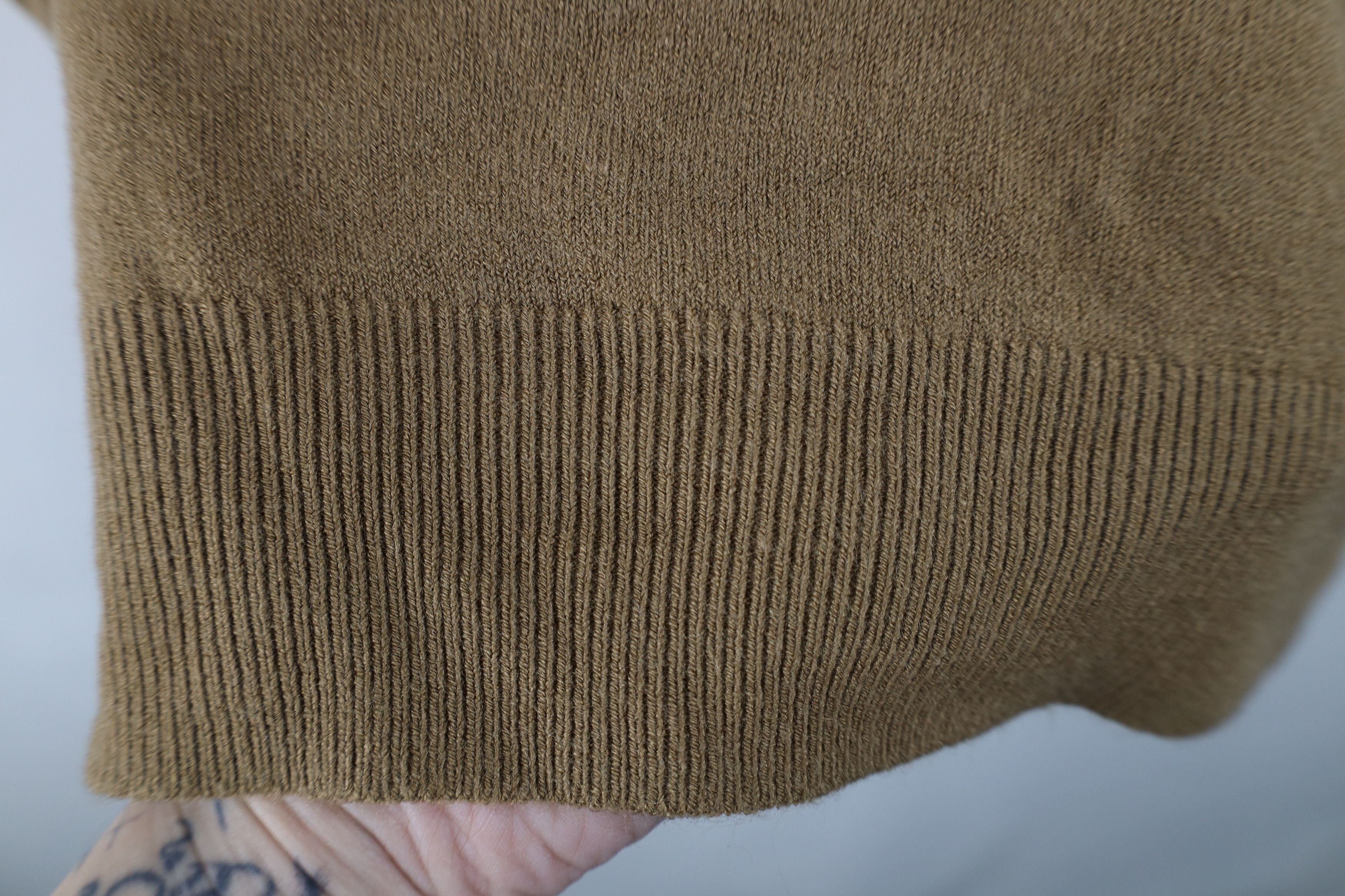 Vintage Vintage Y2K Streetwear Soft Knit V-Neck Sweater Vest Brown Size US XXL / EU 58 / 5 - 4 Thumbnail