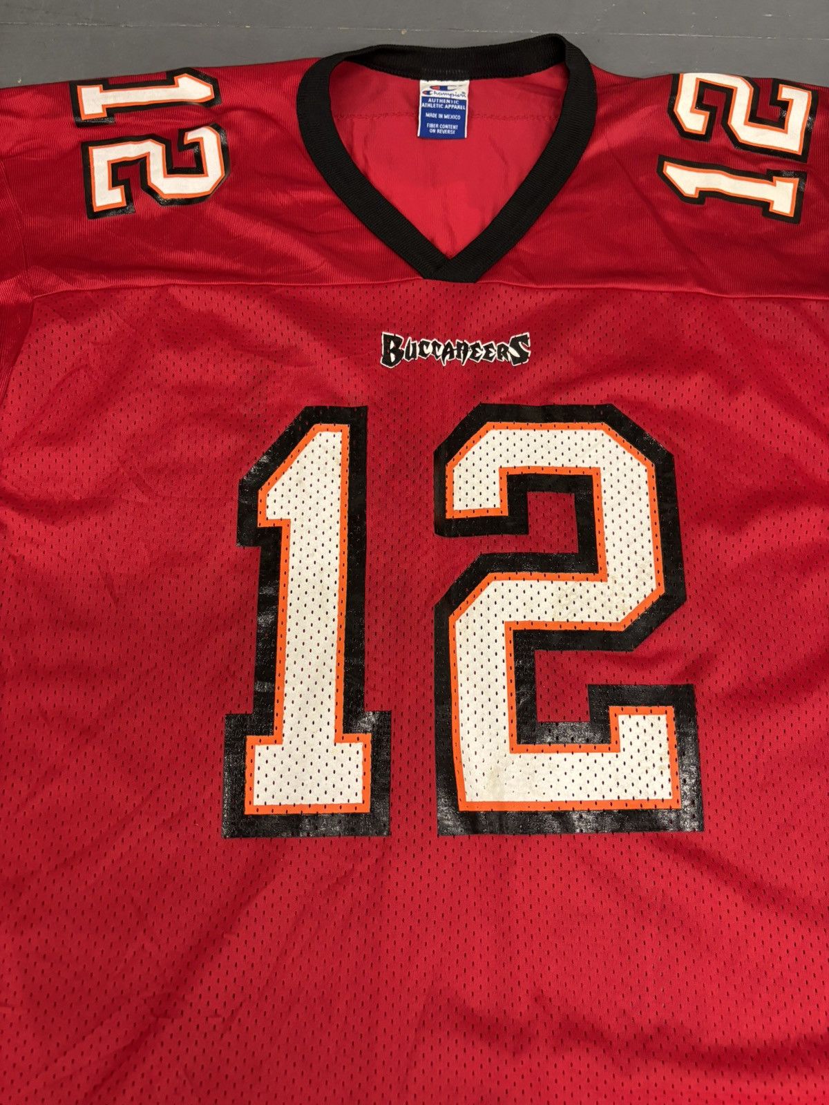 Champion × NFL × Vintage Vintage Tampa bay buccaneers Dilfer Champion jersey Size US L / EU 52-54 / 3 - 2 Thumbnail