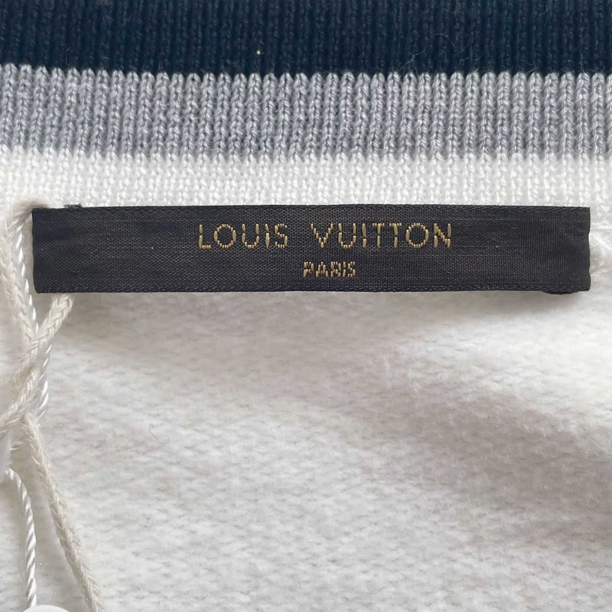 Louis Vuitton Louis Vuitton Zoo Long Sleeve Sweatshirt K26WX Size US M / EU 48-50 / 2 - 6 Thumbnail