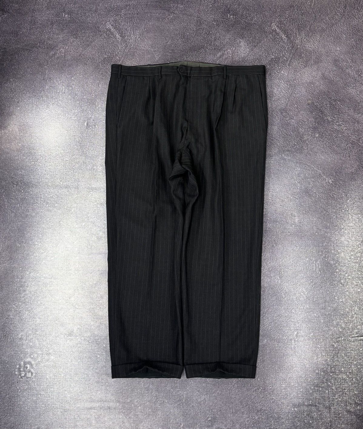 Holland & Sherry Holland & Sherry Men’s Dark Gray Pinstripe Wool Suit Size 52R - 18 Thumbnail