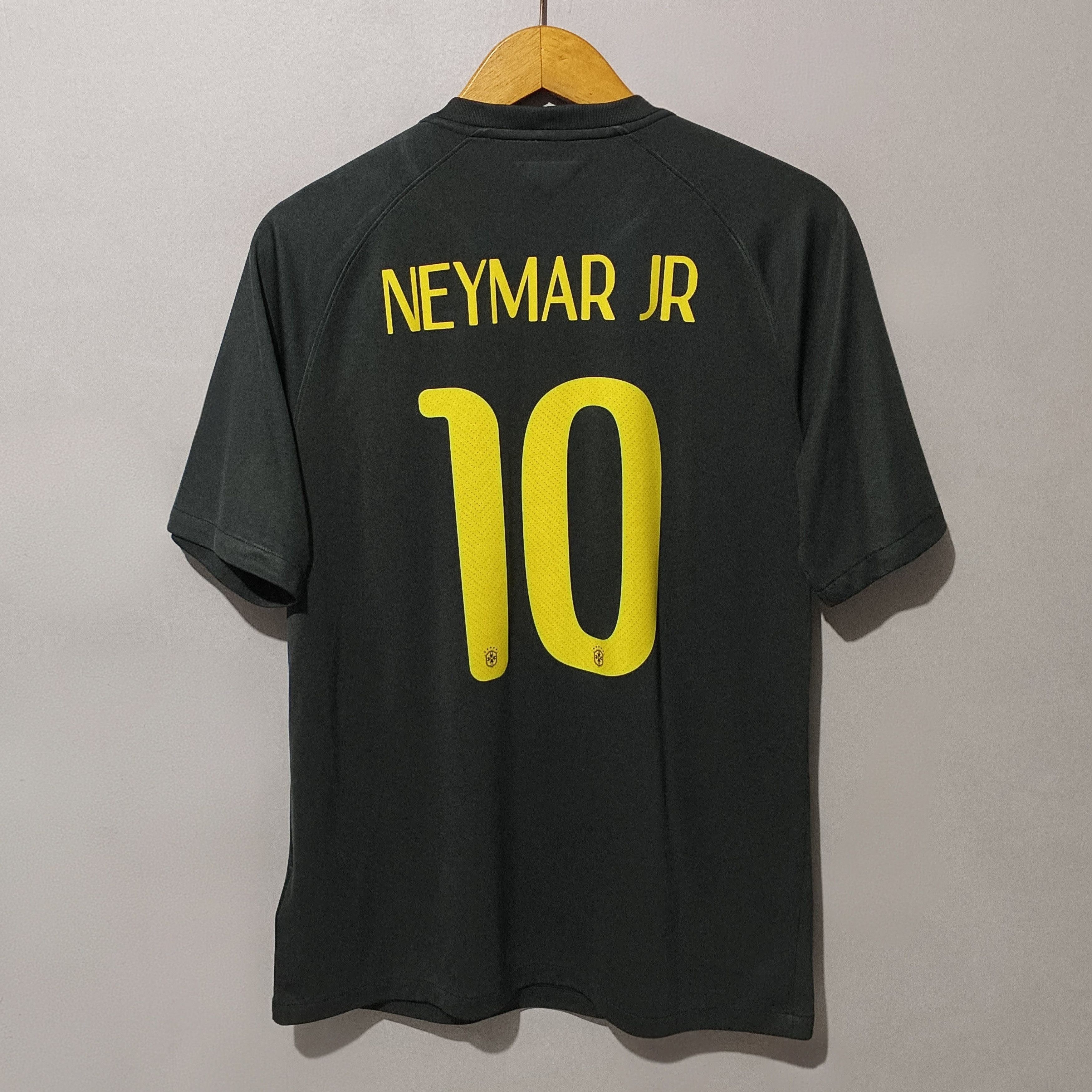 Nike Brazil 2014 Third Jersey Neymar Jr Size US L / EU 52-54 / 3 - 2 Thumbnail
