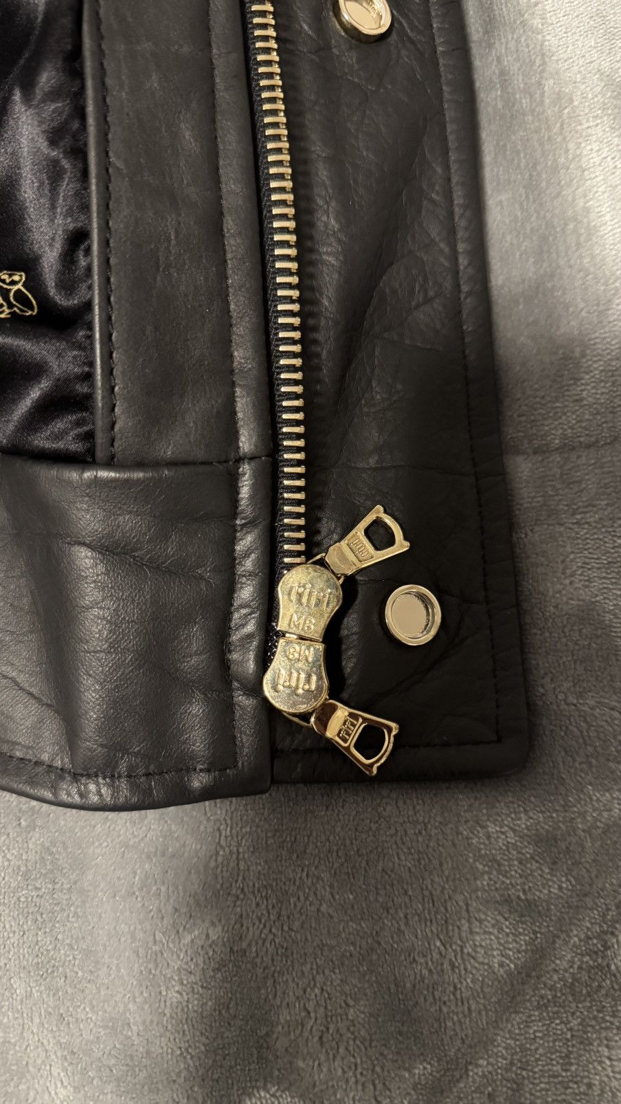 Canada Goose × October's Very Own 💎F&F💎 24k Gold OVO Buffalo Leather Chilliwack Size US XXL / EU 58 / 5 - 11 Thumbnail