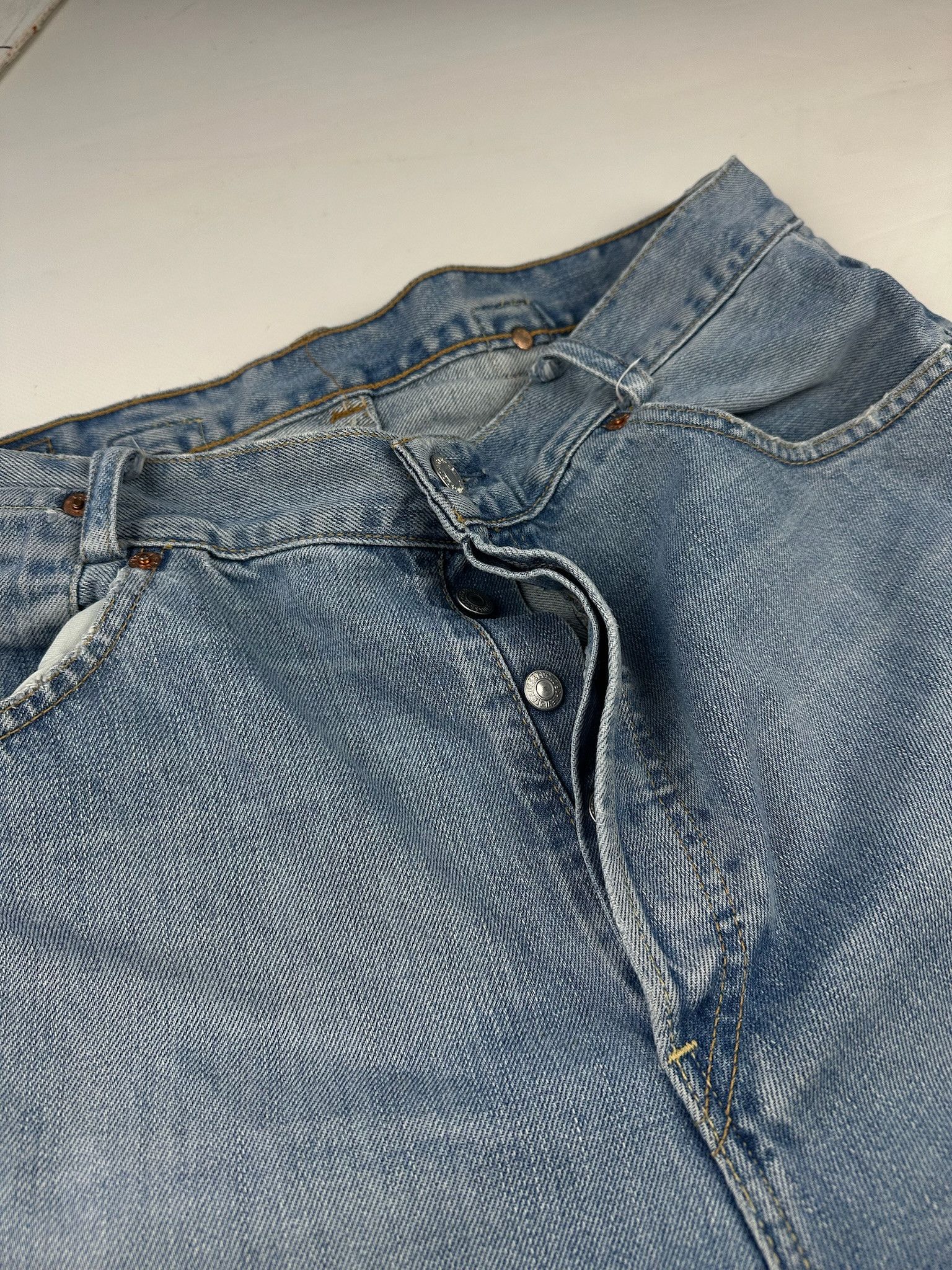 Levi's Vintage Levi’s Blue Faded Washed Buckle Back Straight Jeans Size US 34 / EU 50 - 6 Thumbnail