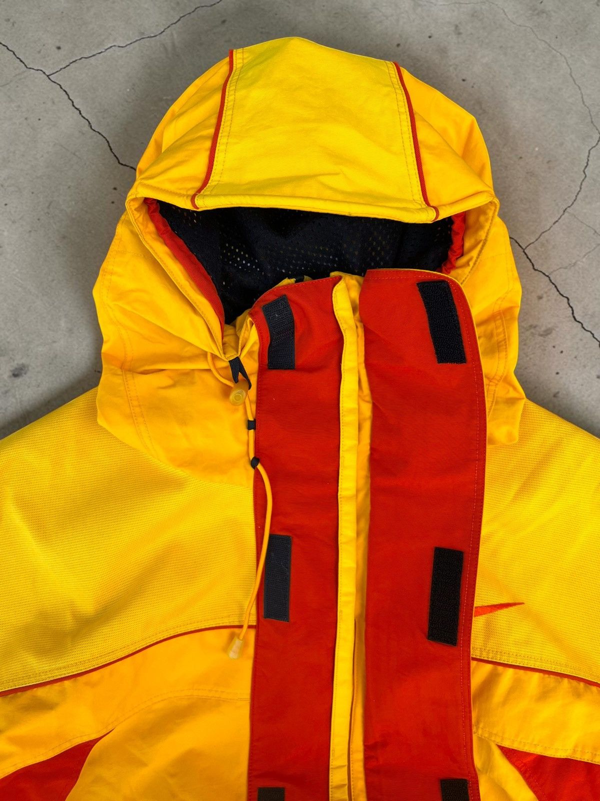 Nike ACG Nike ACG Layering System 3 Storm Fit Heavy Shell Jacket Size US L / EU 52-54 / 3 - 3 Thumbnail