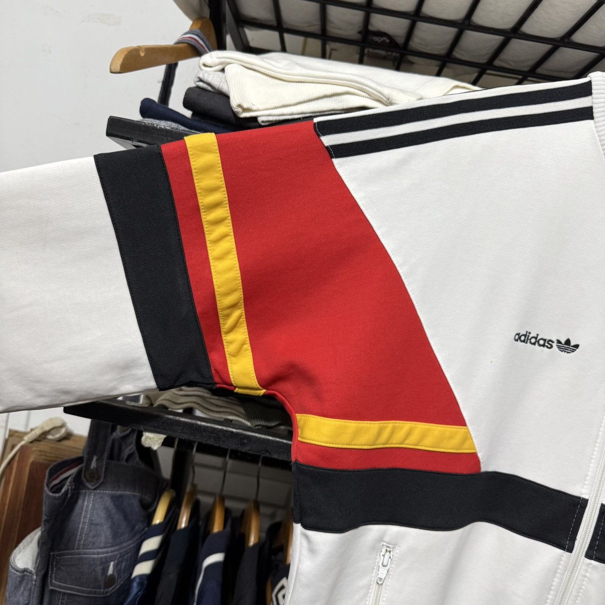 Vintage Vintage adidas 80s germany track top Size US M / EU 48-50 / 2 - 16 Thumbnail