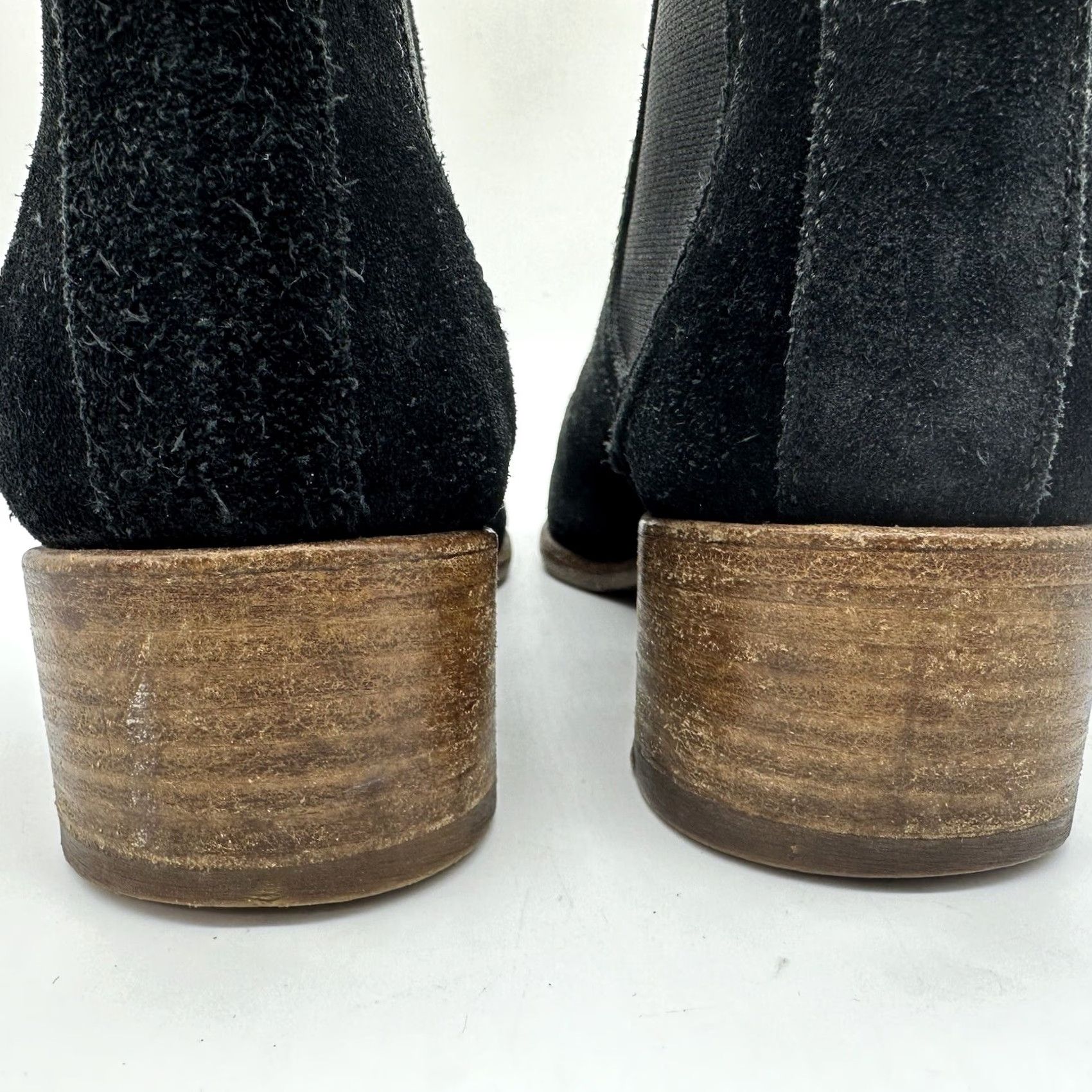 Vintage Alberto Fermani Women Boot Suede Leather Ankle Black 6 EU37 US6 Block Heel, Leather Lining, Round Toe, 3/4 Shaft, Italy, Boot, Casual, Women Size US 6 / IT 36 - 6 Thumbnail