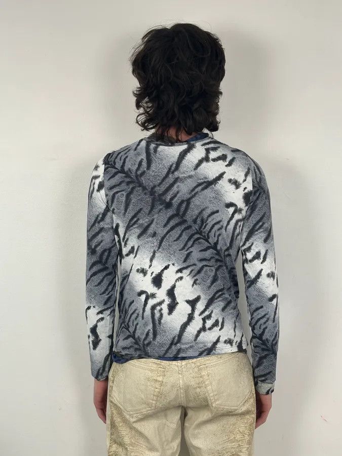 Roberto Cavalli Roberto Cavalli Grey Abstract Zebra Savage Print Longsleeve Size US S / EU 44-46 / 1 - 3 Thumbnail