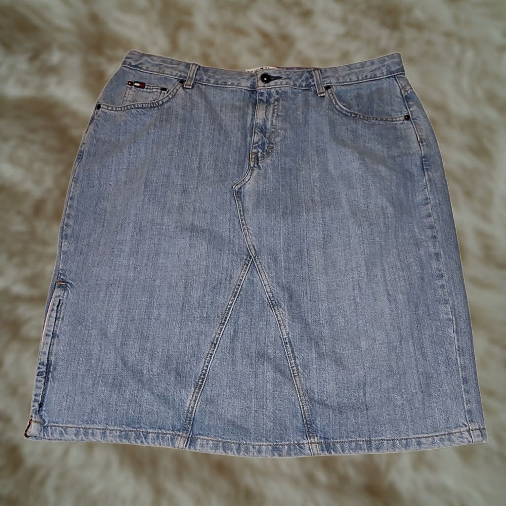 Tommy Hilfiger VINTAGE Tommy Hilfiger Denim Skirt 16 Y2K 90's Classic Slit Women's Size 38" / US 16 / IT 52 - 1 Thumbnail