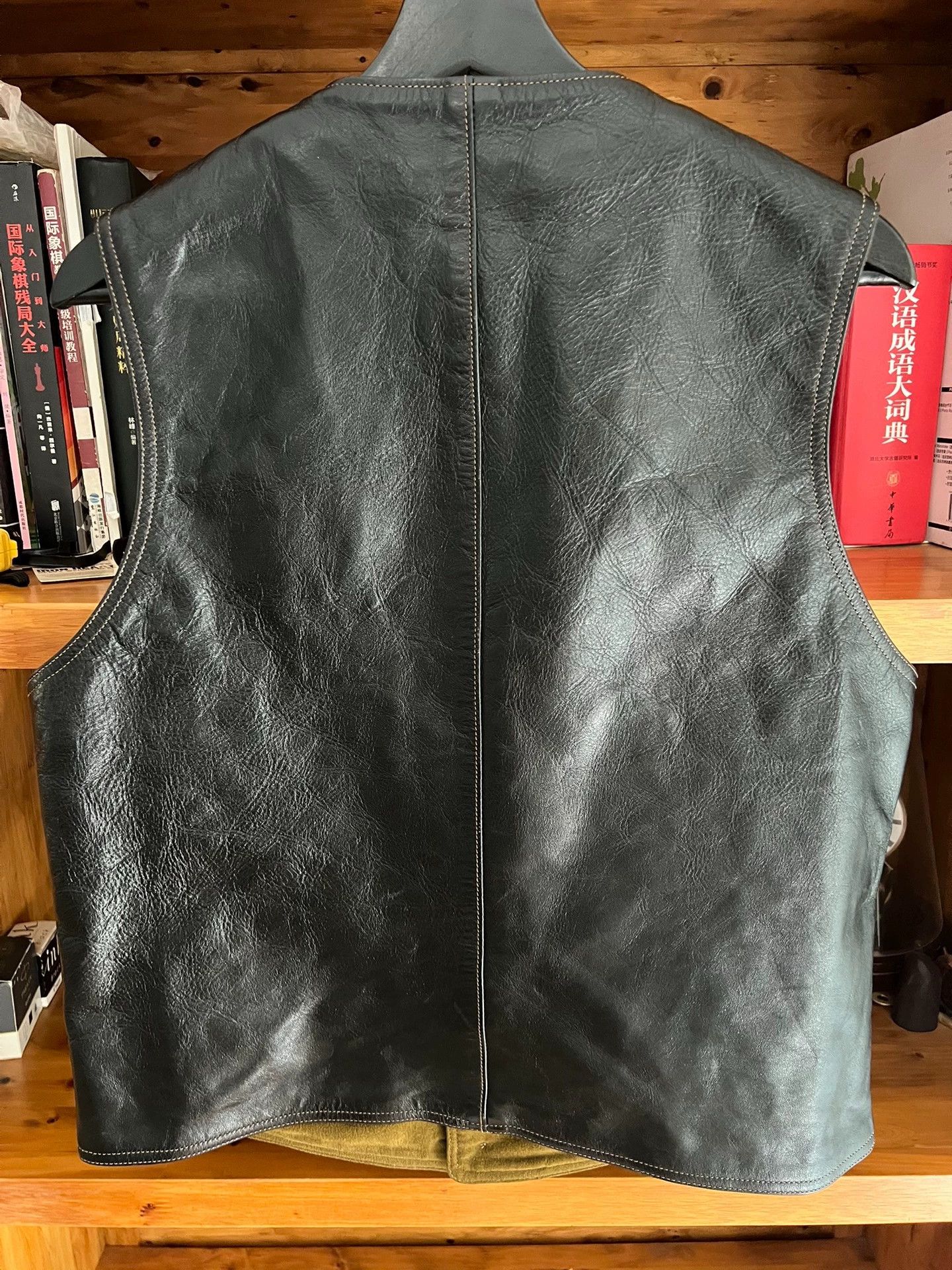 Freewheelers Freewheelers Vintage Black Horsehide Vest 40 (US) Near New Size US XXS / EU 40 - 6 Thumbnail