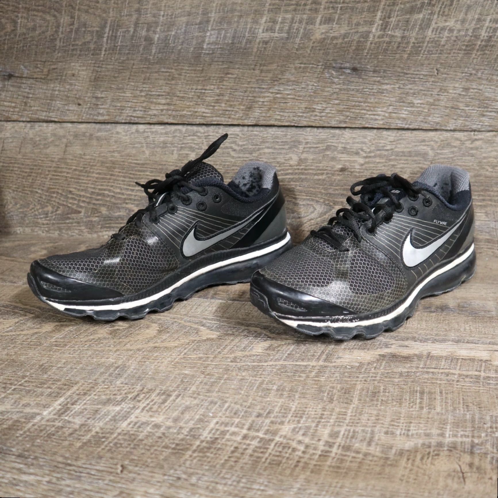 Nike Nike Air Max Flywire 2010 Size 10 Women’s 386374-004 Black/Silver Nike Air Max Flywire Women Shoes 10 Black Silver Size US 10 / IT 40 - 2 Thumbnail