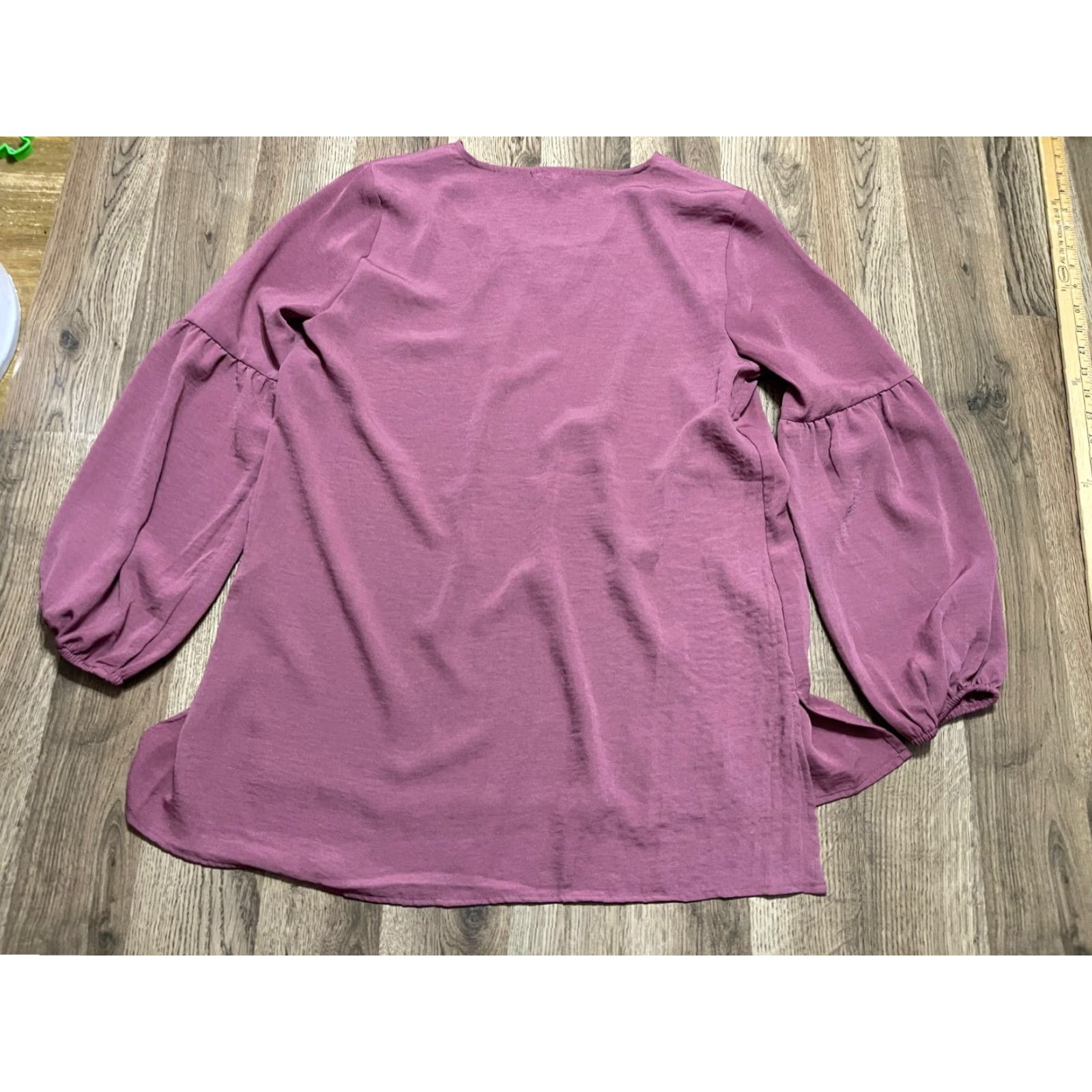 Vintage **Women's Medium Maurices Purple Long Sleeve V-Neck Blouse** User: Women's Medium Maurices Purple Long Sleeve V-Neck Blouse Size M / US 6-8 / IT 42-44 - 2 Thumbnail
