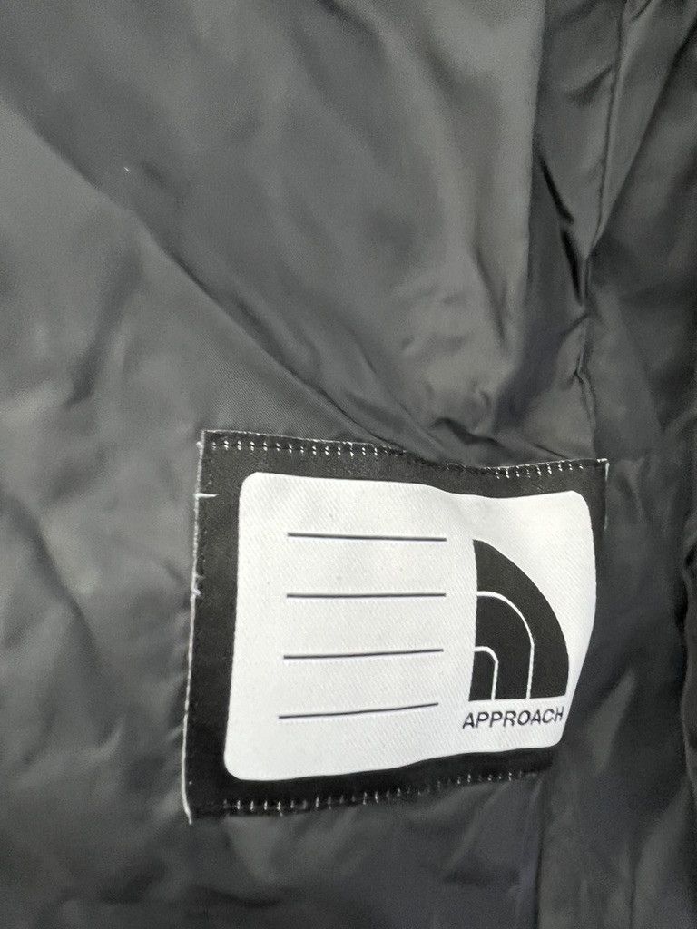 The North Face TNF Jacket Youth Large Size US XS / EU 42 / 0 - 6 Thumbnail
