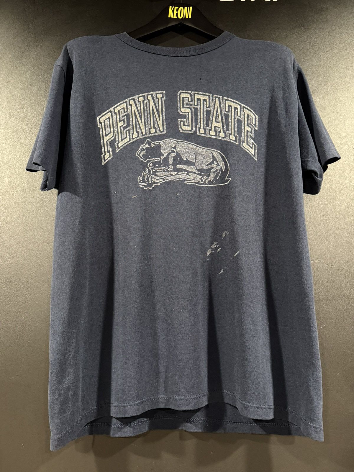 Vintage 1990s Vintage Penn State Single Stitch Distressed NCAA Tee L Size US L / EU 52-54 / 3 - 4 Thumbnail
