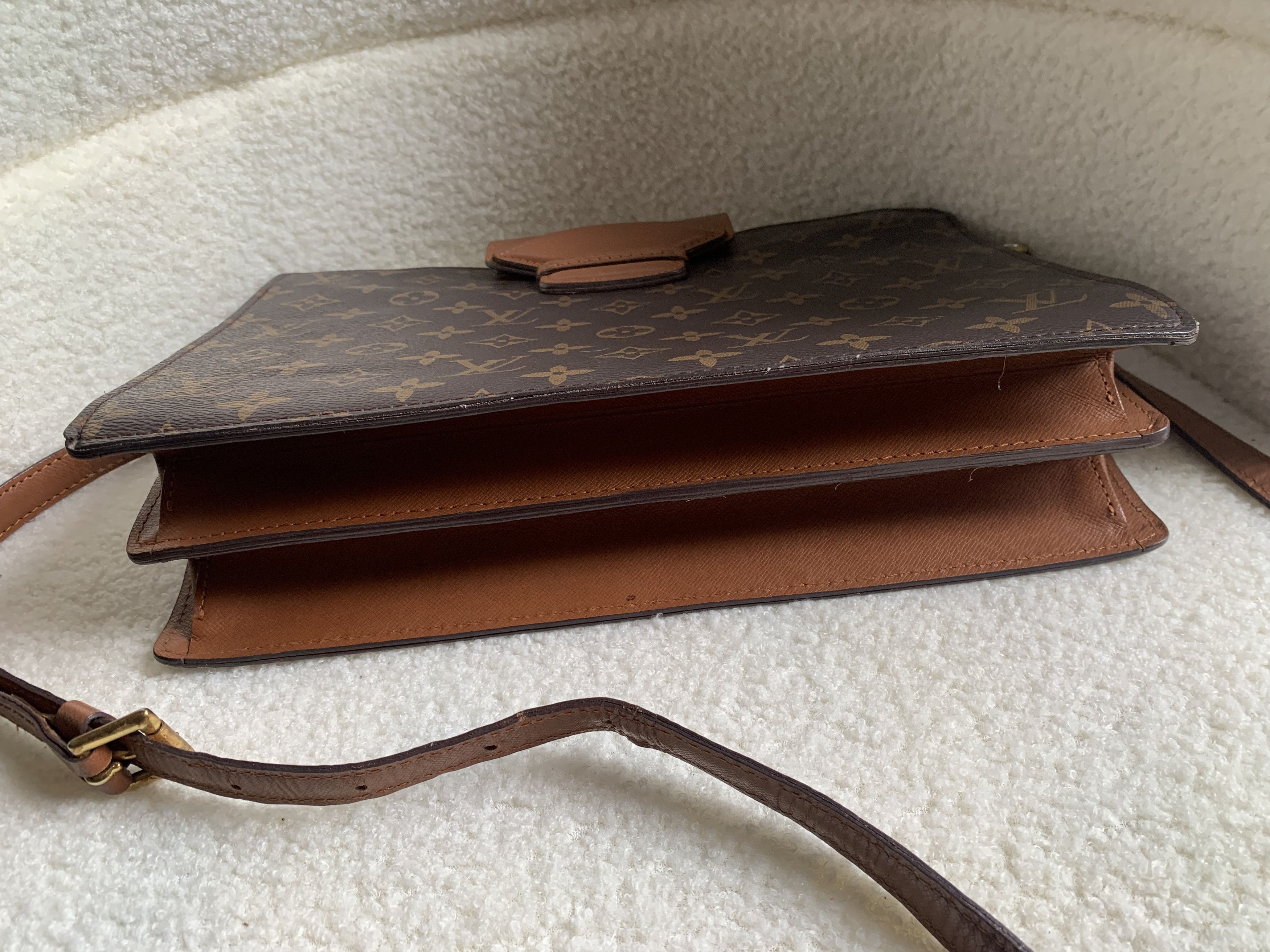 Louis Vuitton Louis Vuitton Courcelles Monogram Shoulder Messenger Bag Size ONE SIZE - 11 Thumbnail