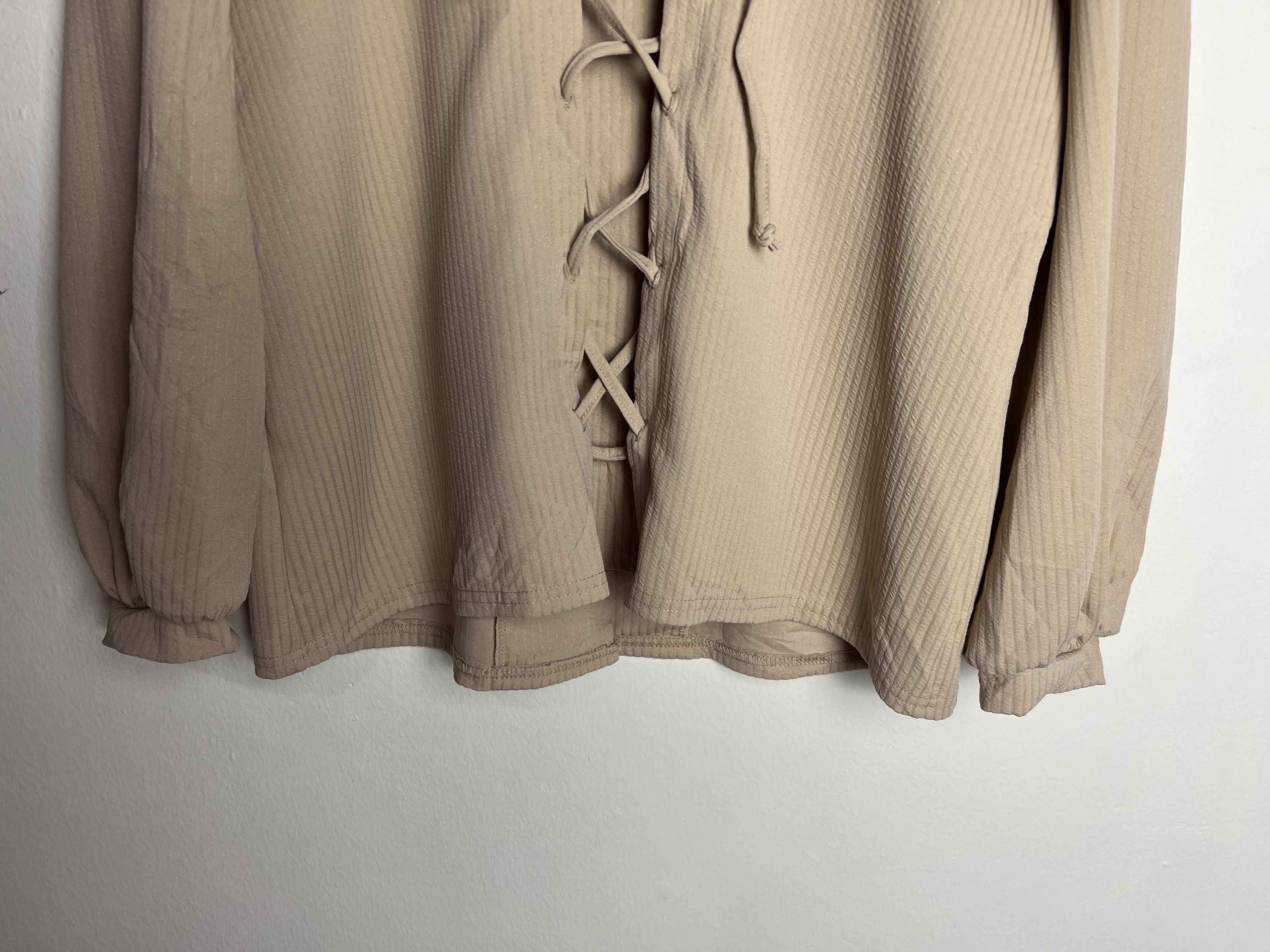 Japanese Brand Noannu Beige Long Sleeve Top square neck and lace up detail Size L / US 10 / IT 46 - 7 Thumbnail