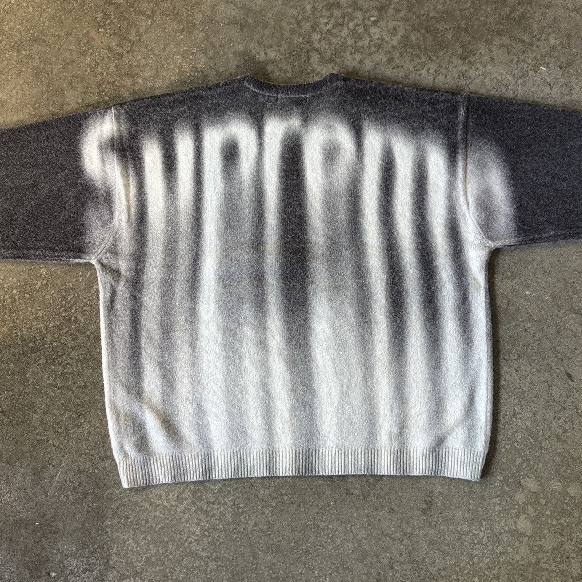 Supreme Blurred Logo Sweater 美品 Supreme Blurred Logo Sweater Blue Men's - FW23 - US