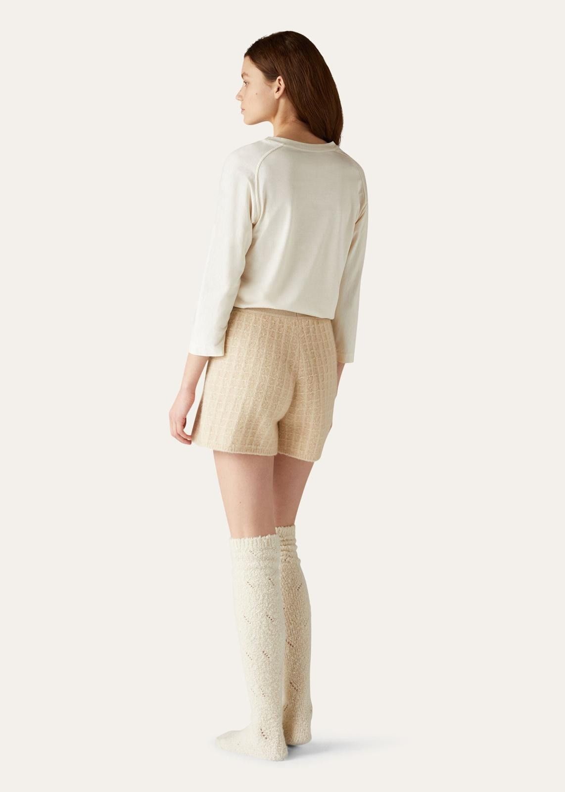 Loro Piana o1srvl11e1024 Cocooning Long Sleeve T-Shirt in White Size L / US 10 / IT 46 - 3 Thumbnail