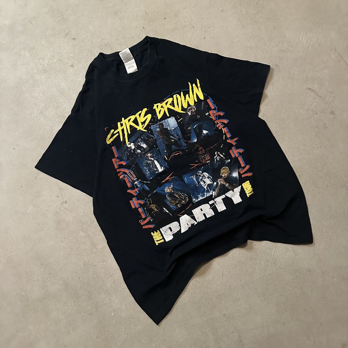 Band Tees Chris Brown The Party Tour Rap Tee Shirt Size M Size US M / EU 48-50 / 2 - 1 Thumbnail