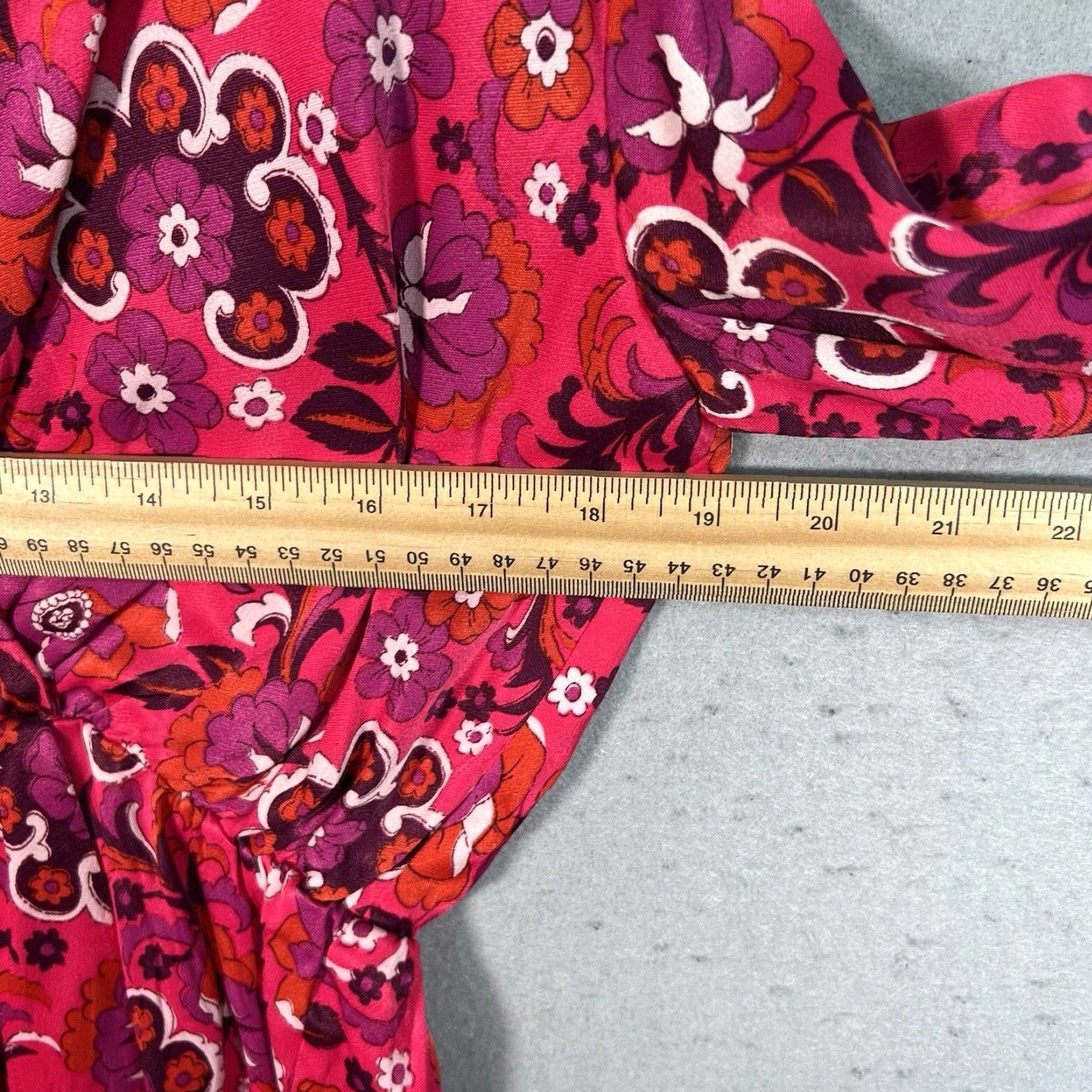 Anthropologie VINTAGE Anthropologie Maeve Floral Pink Wrap Mini Dress Womens Medium Long Sleeve V-Neck Size M / US 6-8 / IT 42-44 - 2 Thumbnail