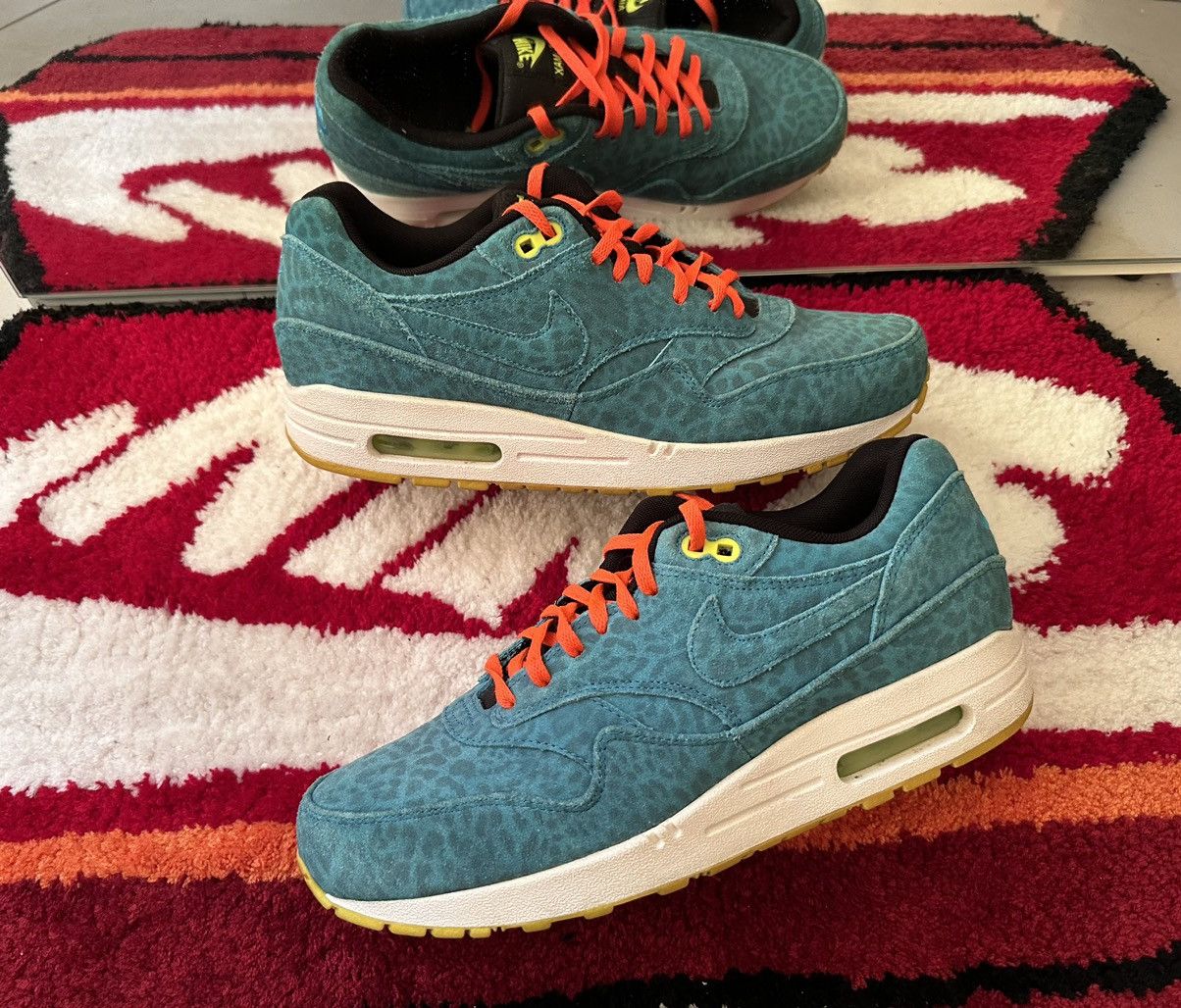 Nike × Vintage Vintage Nike air max 90 sneakers blue leopard rare US 8.5 Size US 8.5 / EU 41-42 - 1 Thumbnail