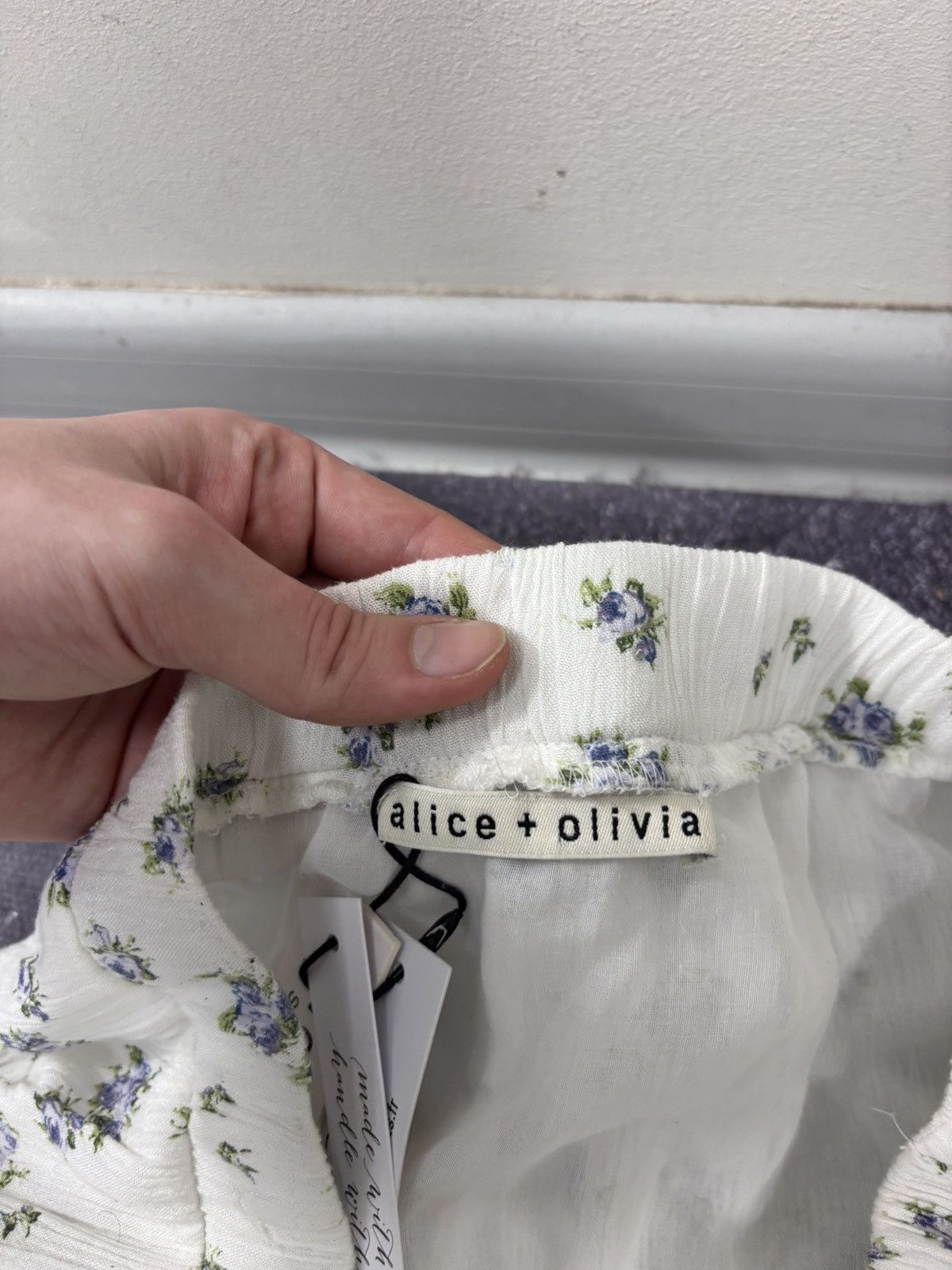 Alice + Olivia Alice + Olivia NWT Georgia Sea Floral Tiered Maxi Skirt Size 30" / US 8 / IT 44 - 5 Thumbnail