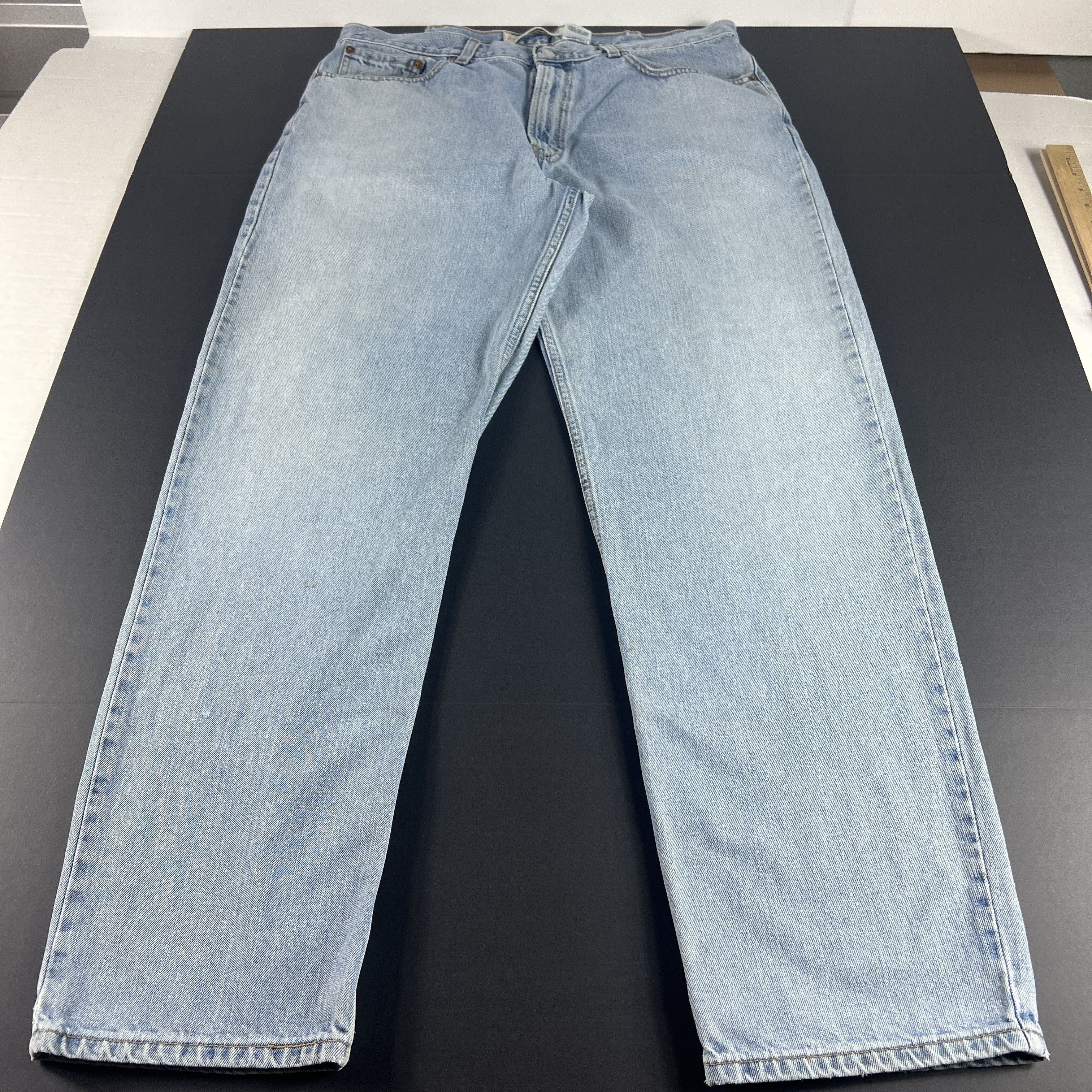 Levi's × Vintage Y2K Levi's Jean 550 Relaxed Straight Light Blue Cotton Denim Size US 37 - 1 Thumbnail