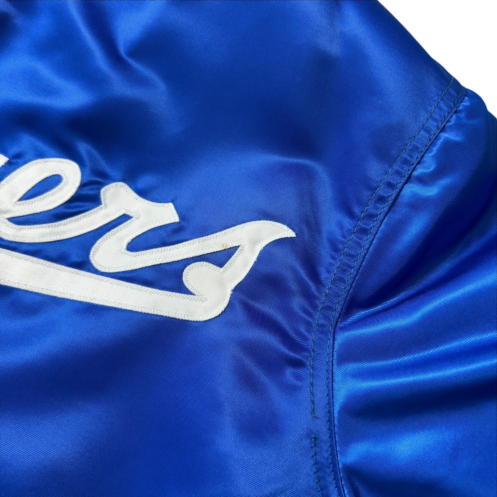 MLB VTG LA DODGERS LICENSED SATIN JACKET DUGOUT SHERPA LINED Size US M / EU 48-50 / 2 - 12 Thumbnail