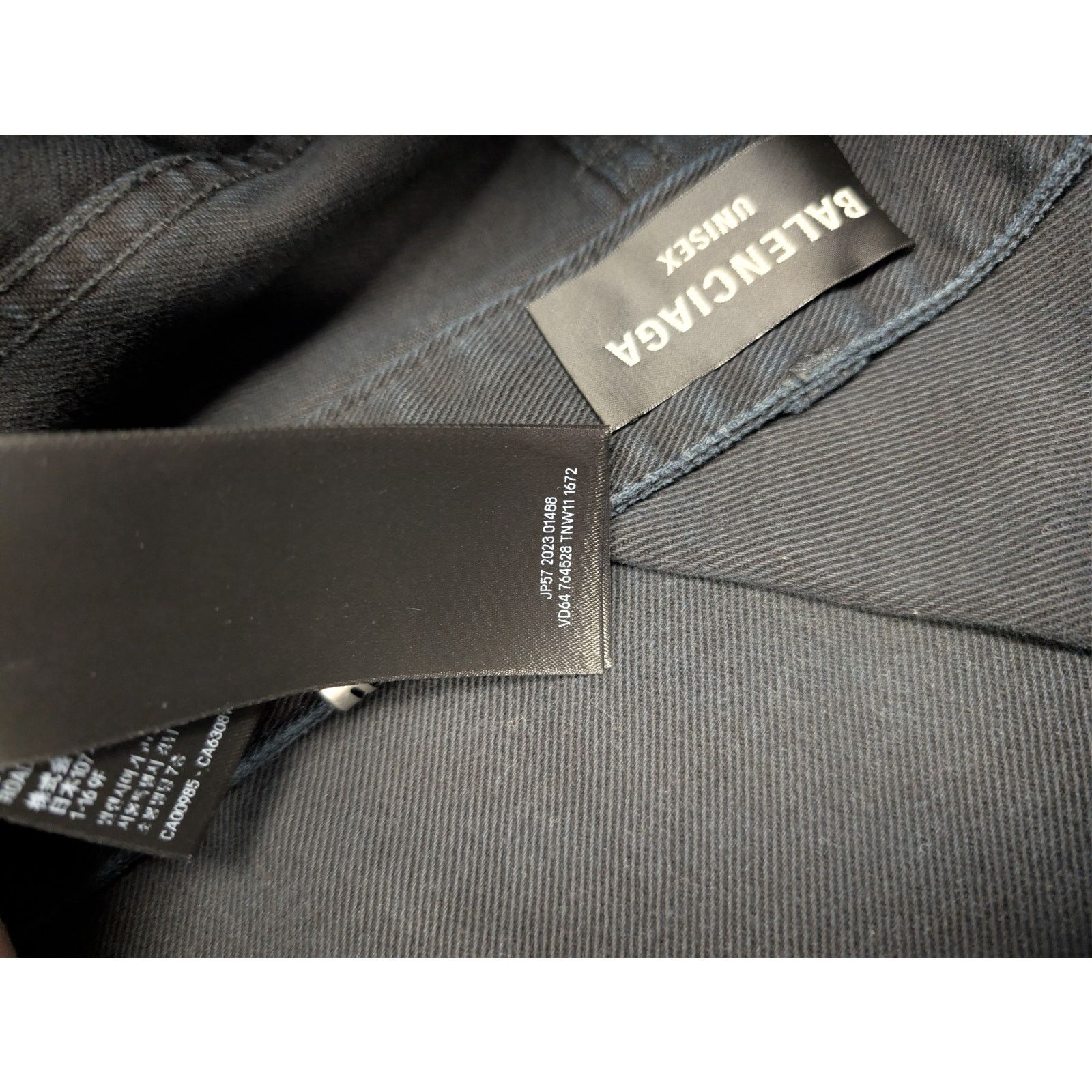 Balenciaga o1rshd1 Q:2 / Left Hand Denim Pierced Baggy Pants in Black Size US 32 / EU 48 - 17 Thumbnail