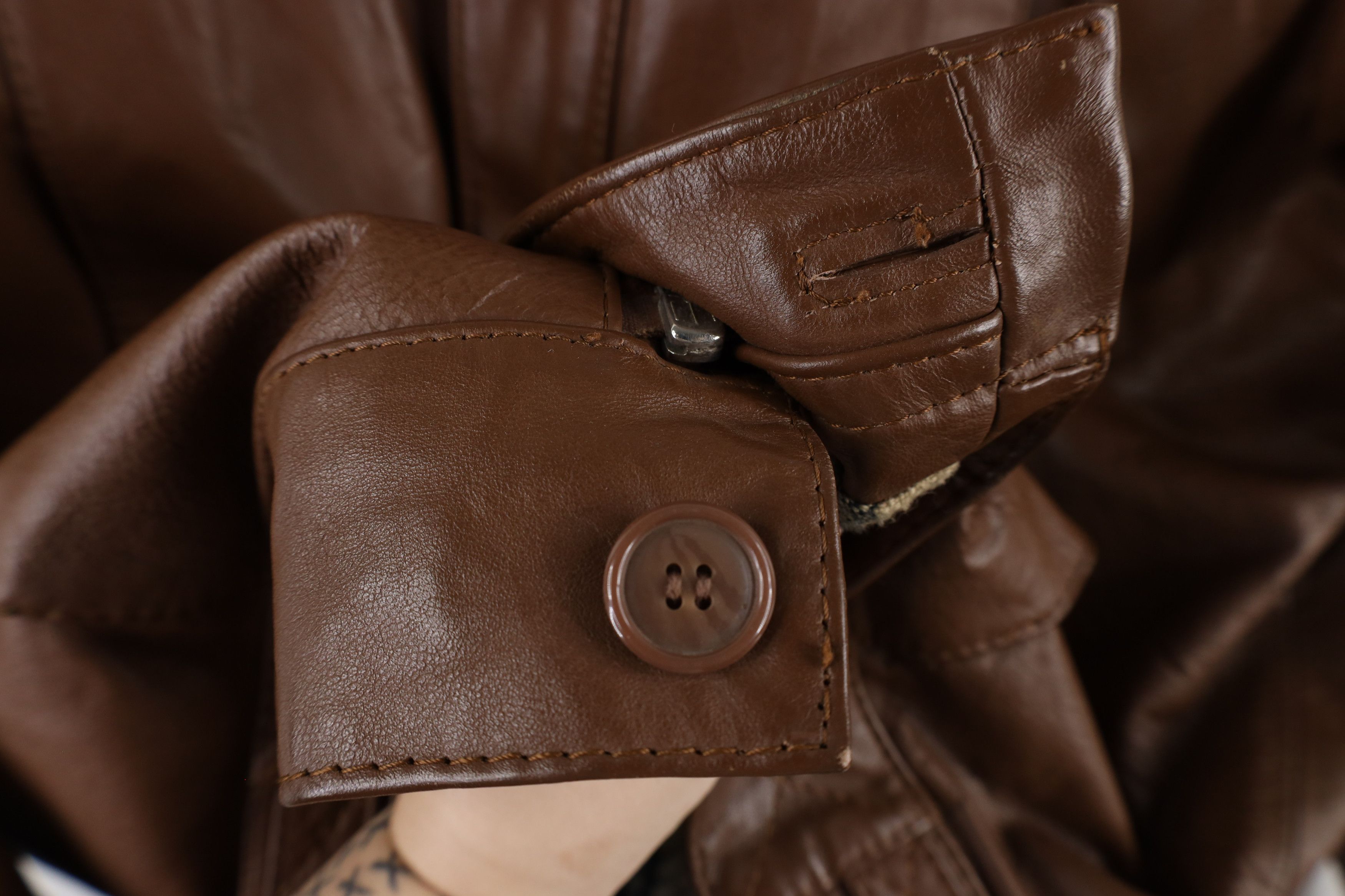 Vintage Vintage 70s Streetwear Lined Leather Bomber Jacket Brown Size US L / EU 52-54 / 3 - 5 Thumbnail