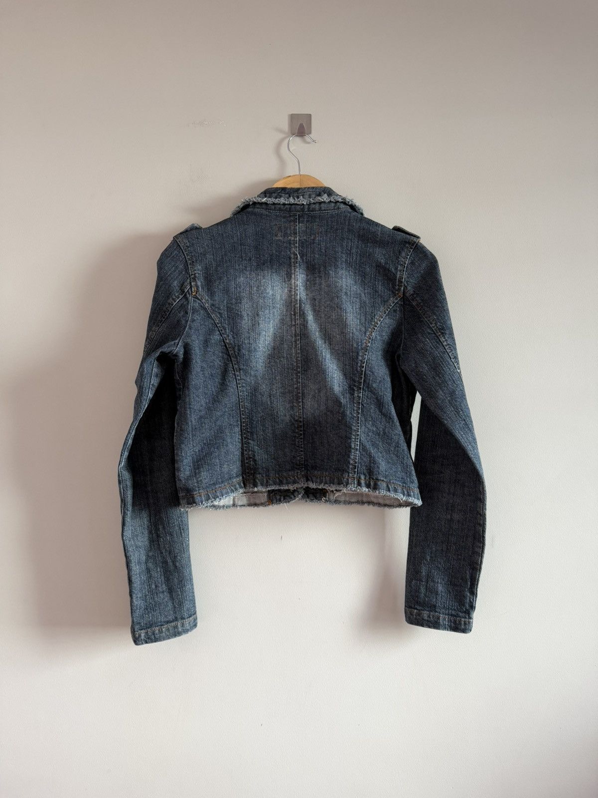 Vintage Cropped Denim Jacket Frayed Raw Hem Size L / US 10 / IT 46 - 6 Thumbnail