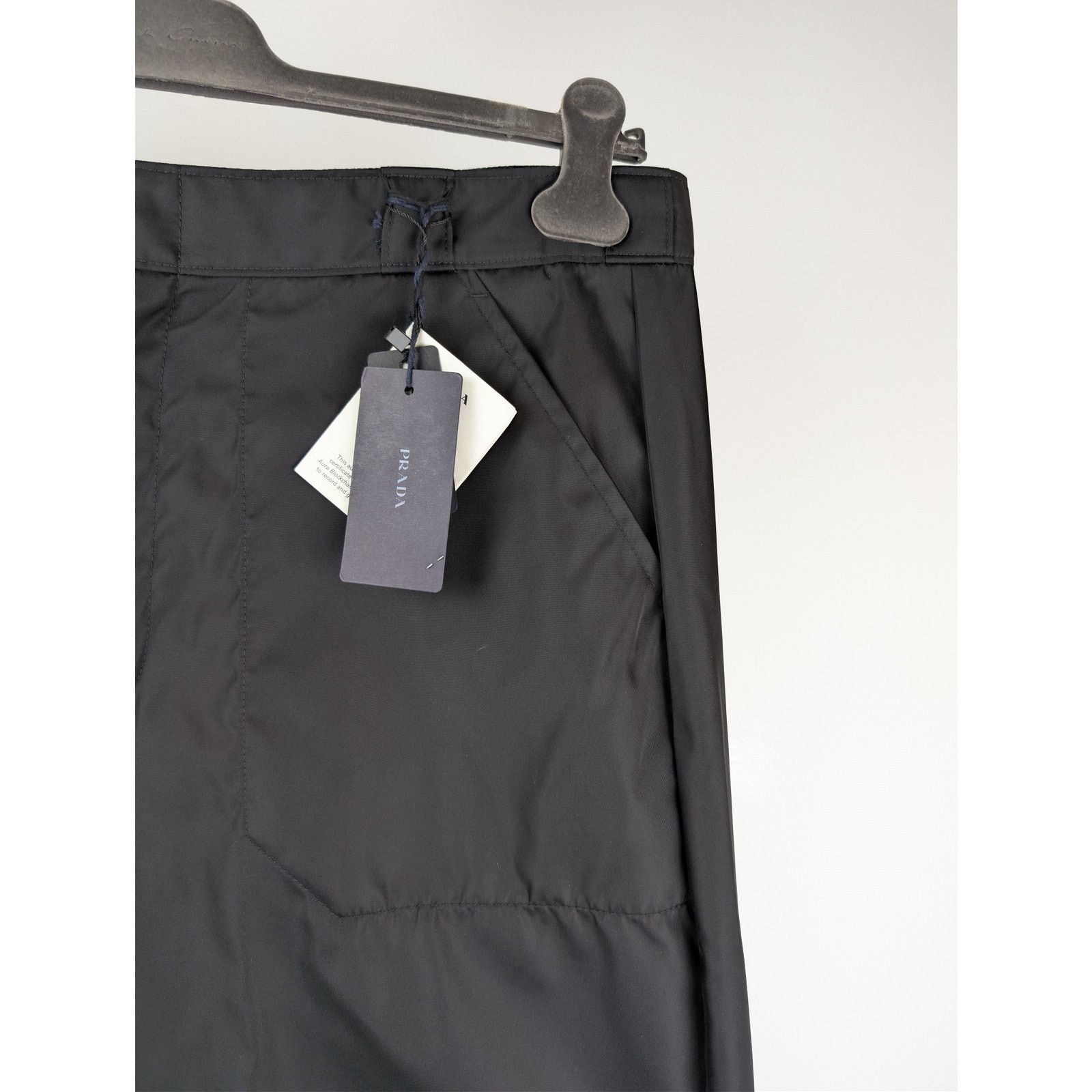 Prada o1rshd1 Re-Nylon Pants Trousers in Black Size US 36 / EU 52 - 6 Thumbnail