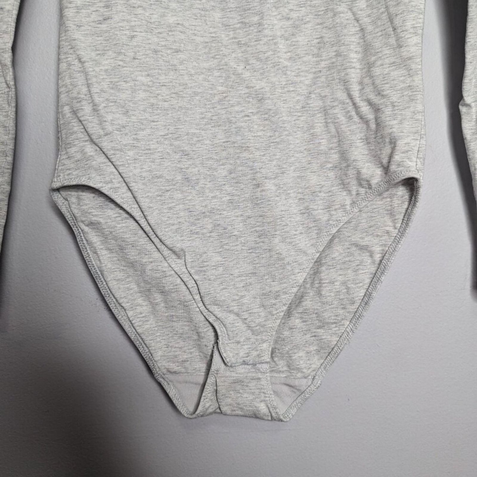 Everlane Everlane Gray The Henley Bodysuit Long Sleeve Scoop Neck XS Size XS / US 0-2 / IT 36-38 - 4 Thumbnail