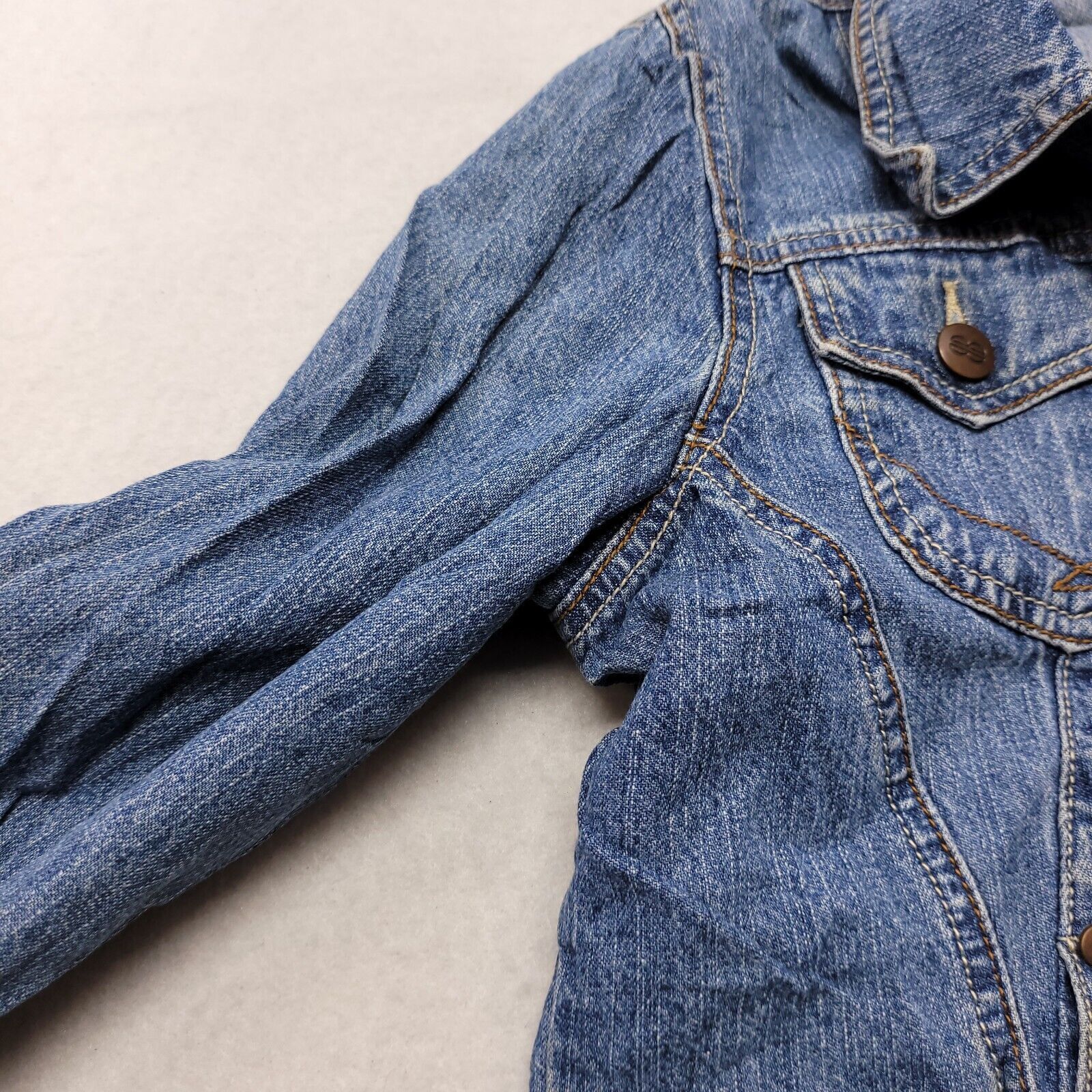 Bill Blass Bill Blass Casual Button Up Denim Jacket Womens Size M Blue Size M / US 6-8 / IT 42-44 - 4 Thumbnail