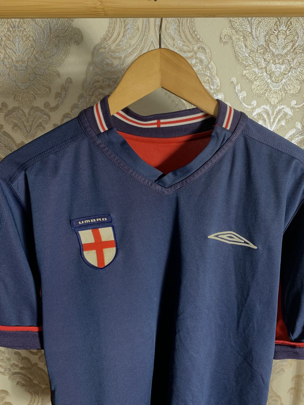 Umbro VINTAGE UMBRO ENGLAND RETRO SOCCER JERSEY MANCHESTER Y2K 90s Size US L / EU 52-54 / 3 - 2 Thumbnail