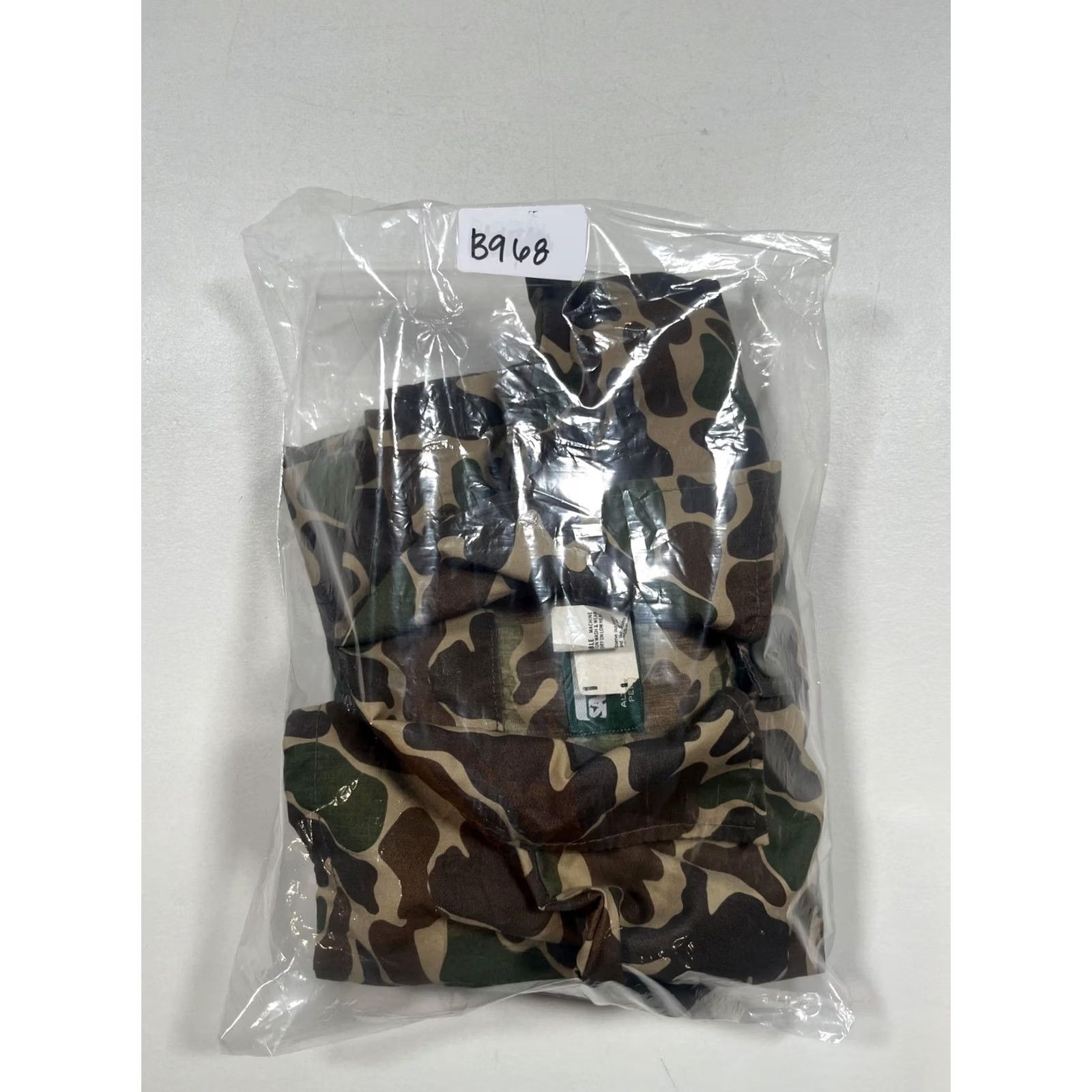 Vintage VINTAGE SAF-BAK Jacket Mens Medium Brown Camo Hunting Field Workwear USA Canvas Size US M / EU 48-50 / 2 - 6 Thumbnail
