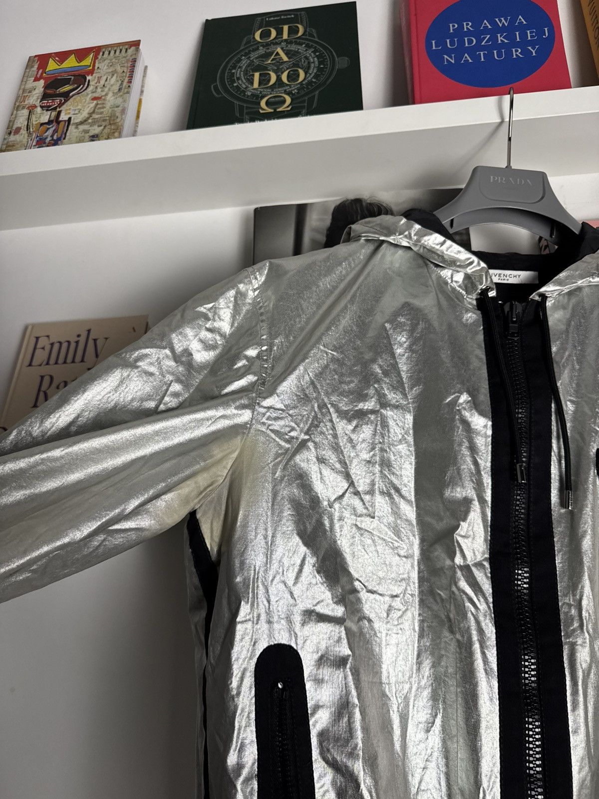 Givenchy Rare Givenchy Silver Parka Jacket Designer Hype streetwear Size US L / EU 52-54 / 3 - 5 Thumbnail