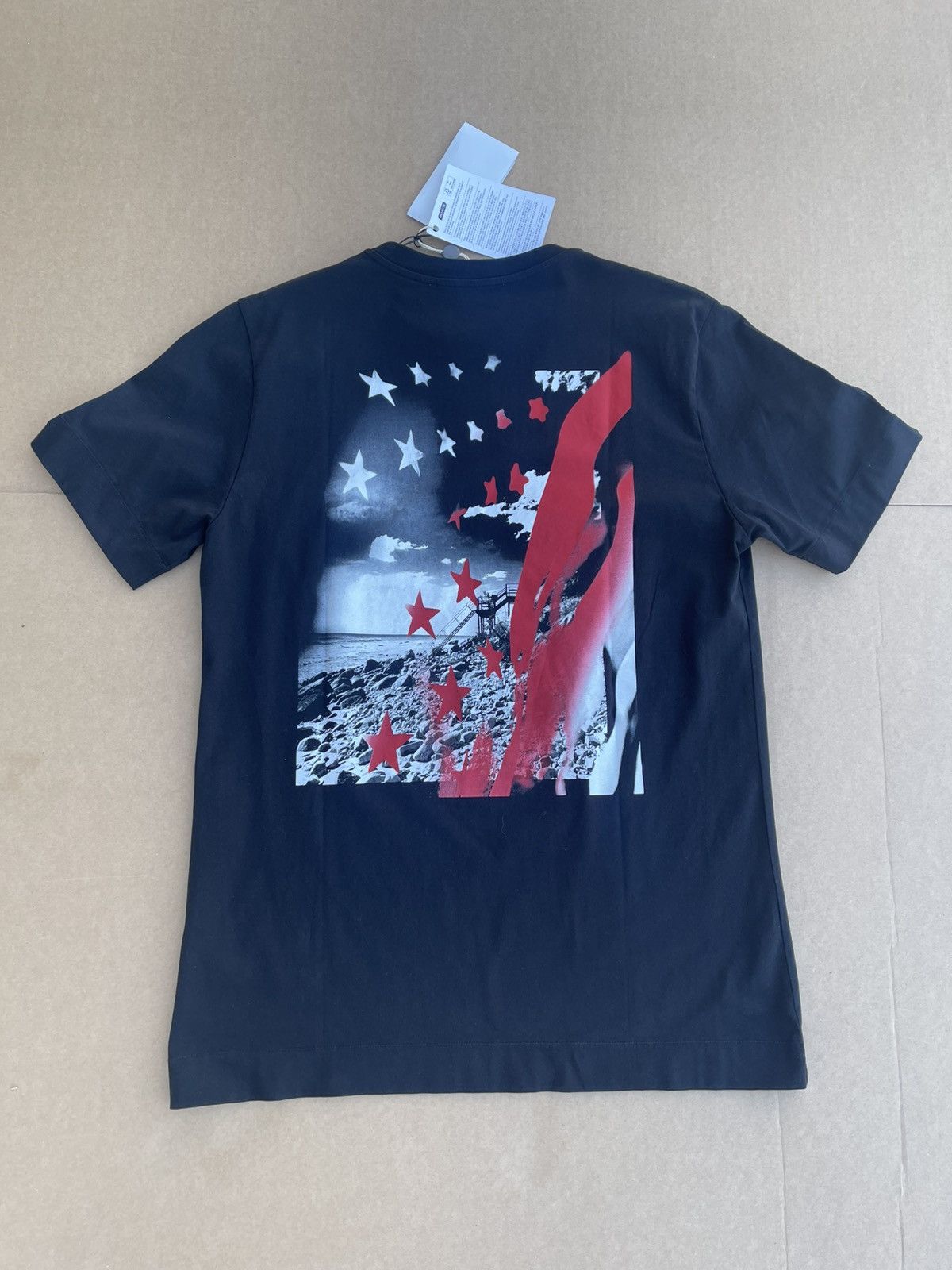 1017 ALYX 9SM Alyx abstract Flag T-shirt sz. XL new with tags Size US XL / EU 56 / 4 - 9 Thumbnail